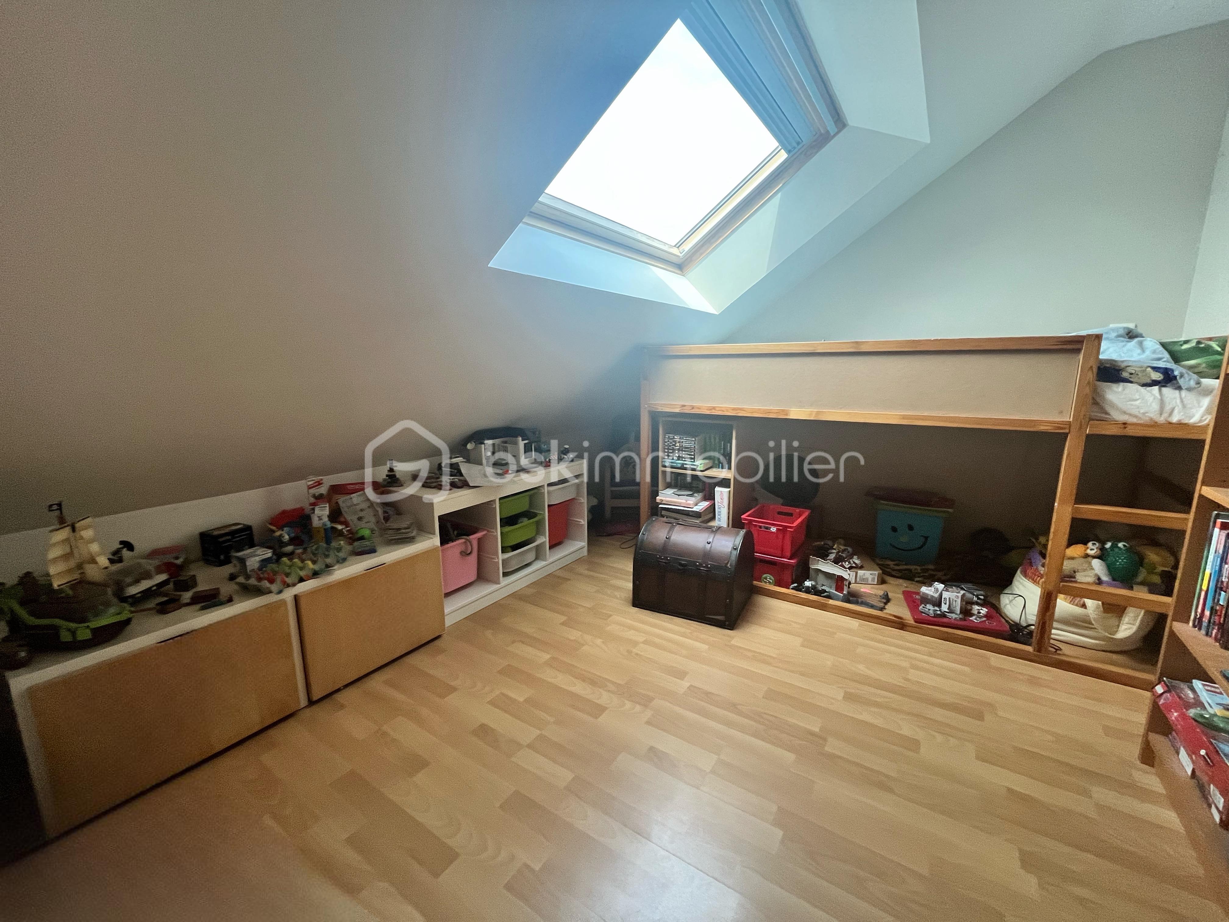 Maison traditionnelle de 168 m² - snapedit_1758534895986.jpg