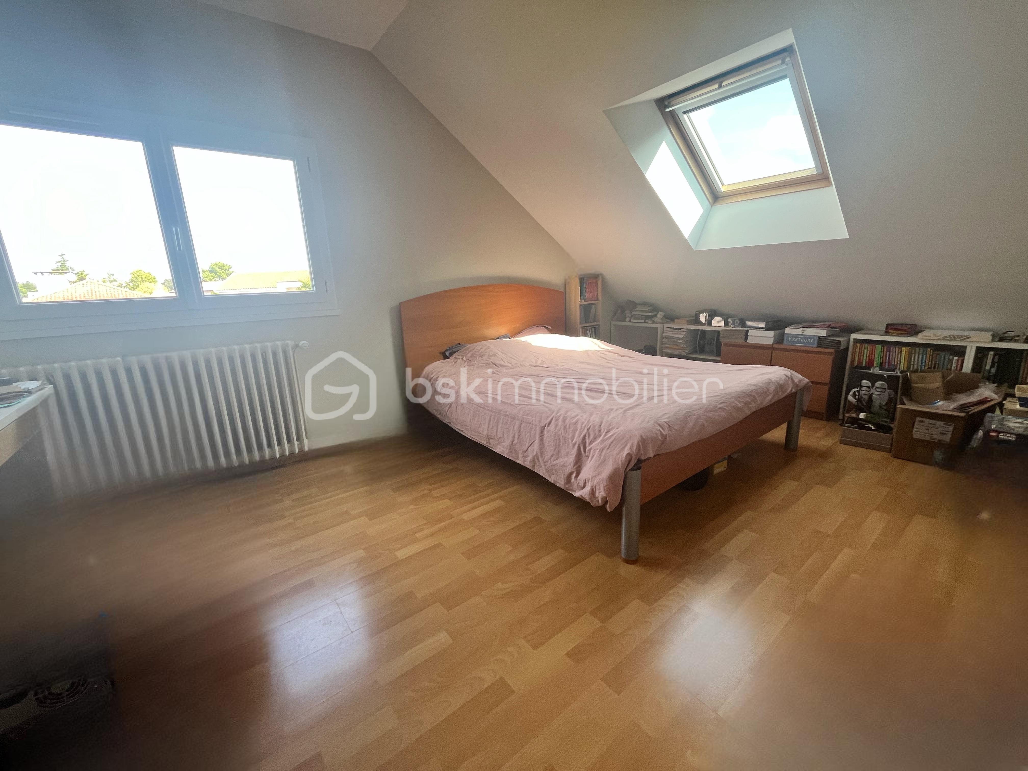 Maison traditionnelle de 168 m² - snapedit_1758534781462.jpg