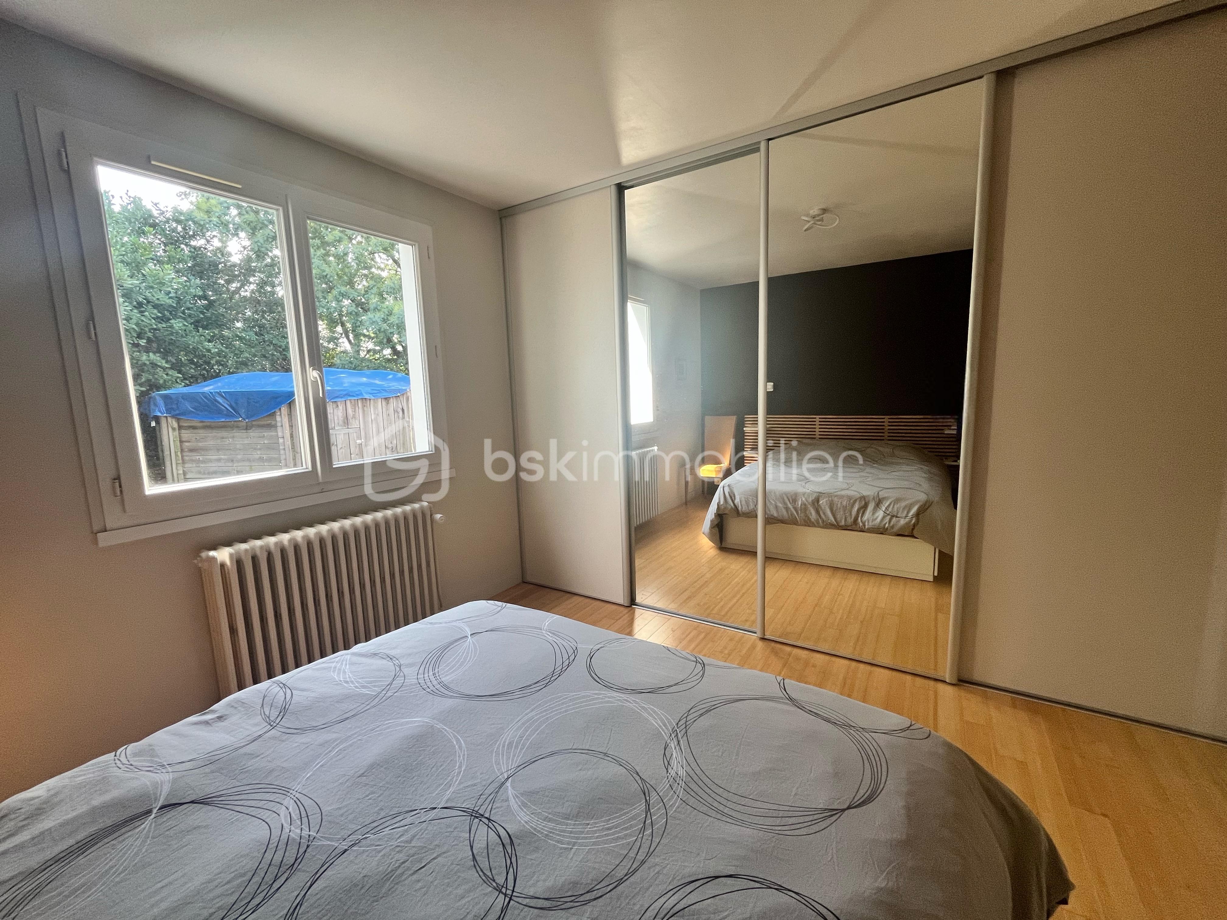 Maison traditionnelle de 168 m² - snapedit_1758534099848.jpg