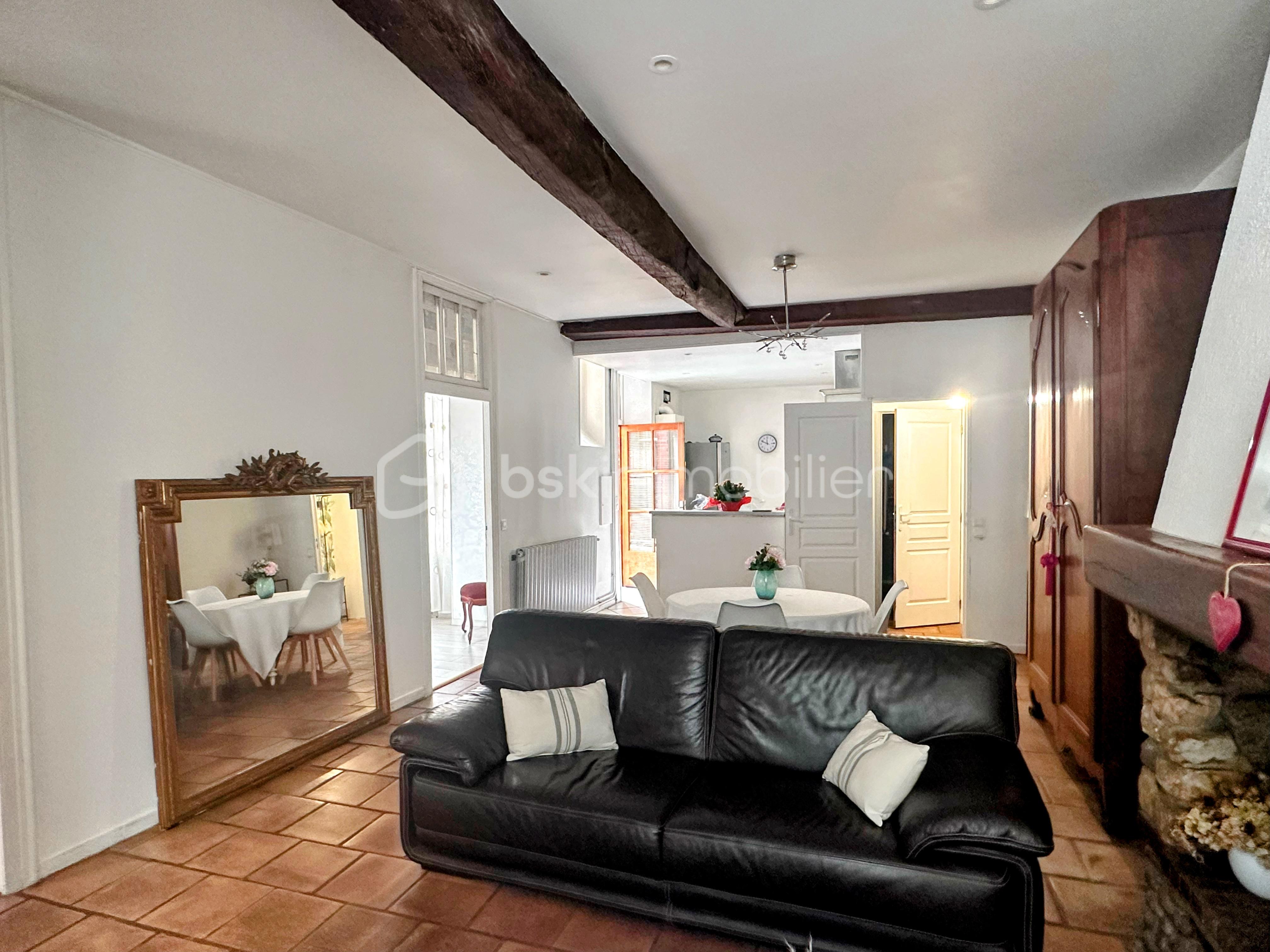 Appartement de 78,96 m² - E1C3AB9C-6C2A-4F5B-BE07-060354D66964.JPG