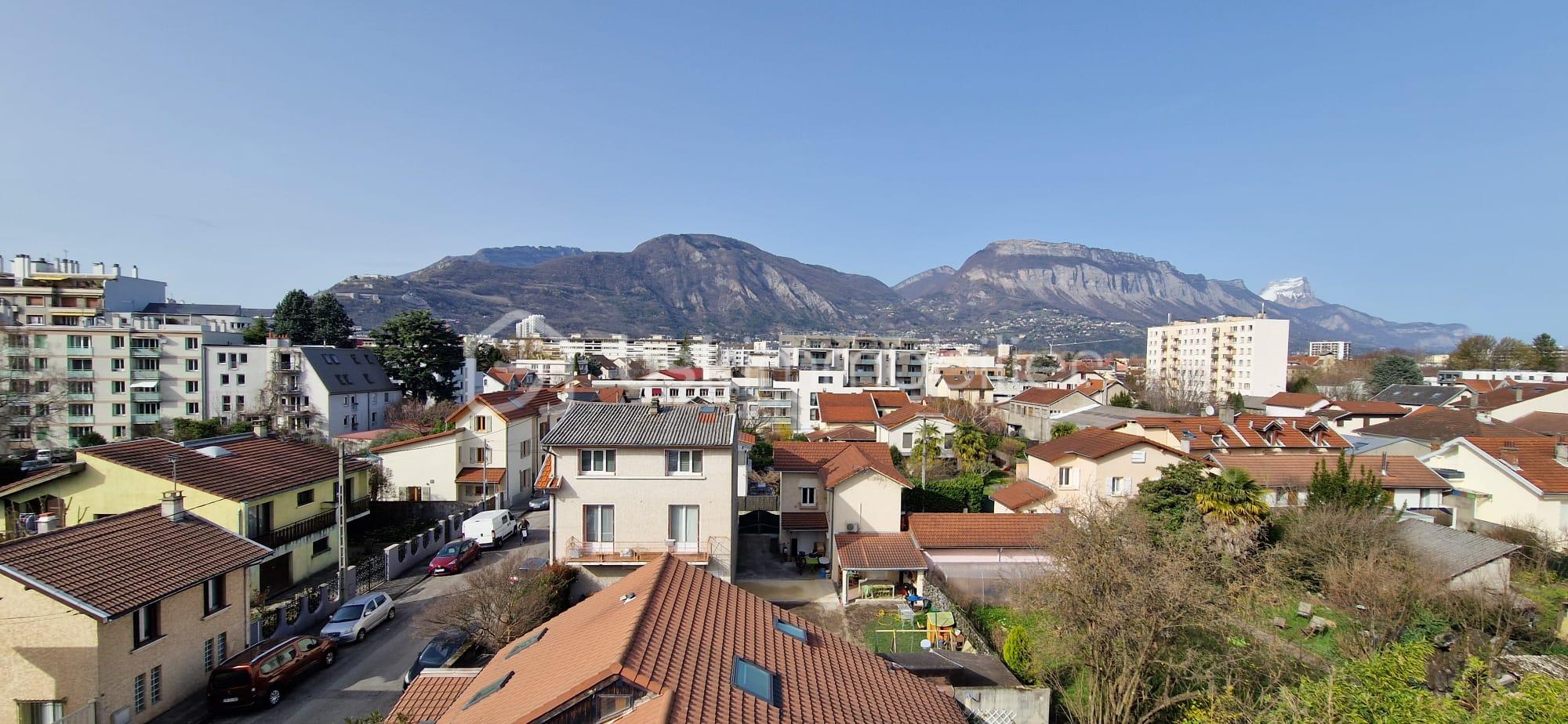 WhatsApp Image 2026-03-29 at 18.30.04 (4).jpeg