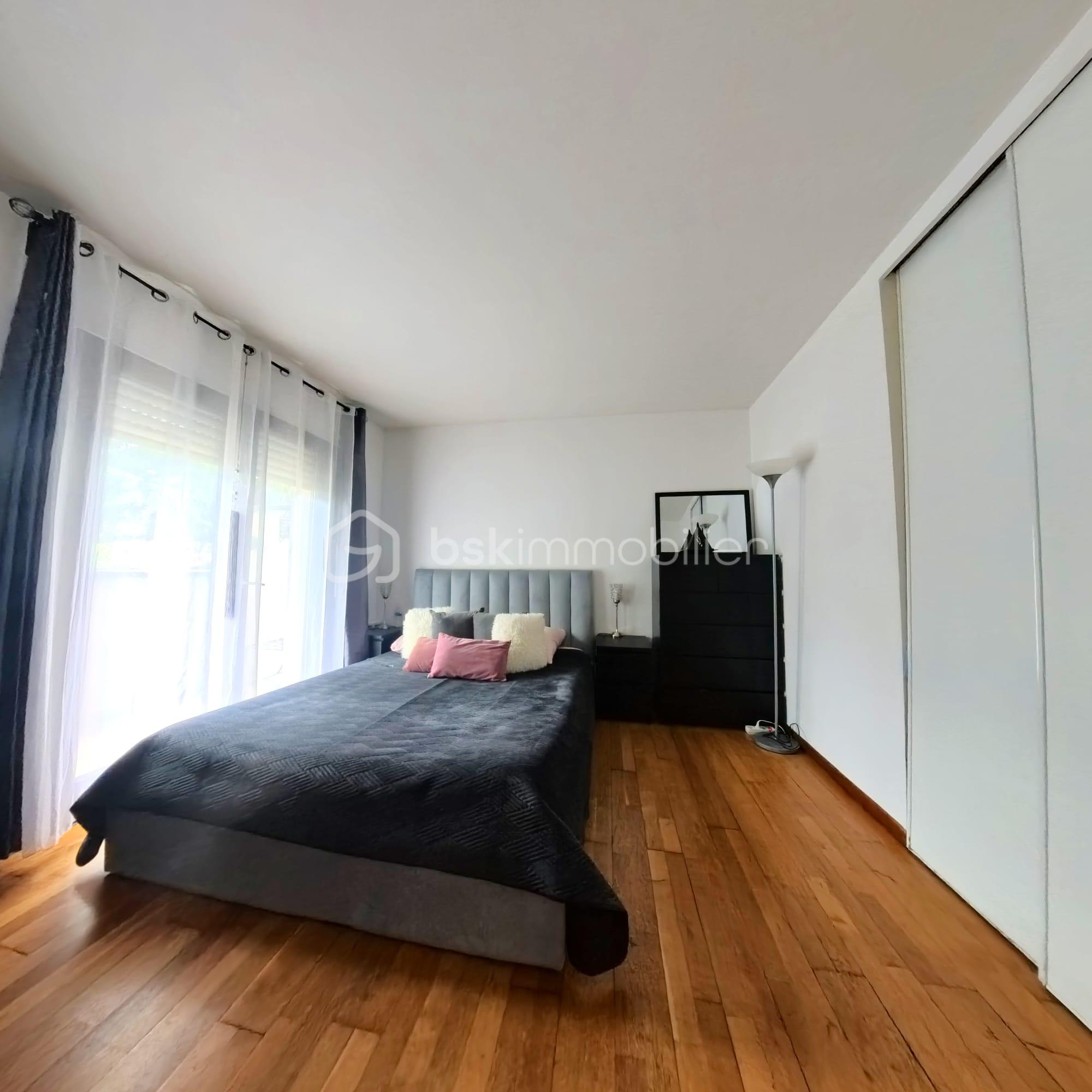 Appartement de 113,17 m² - dc05ca51-d001-4847-94c3-7626e09afc29.jpeg