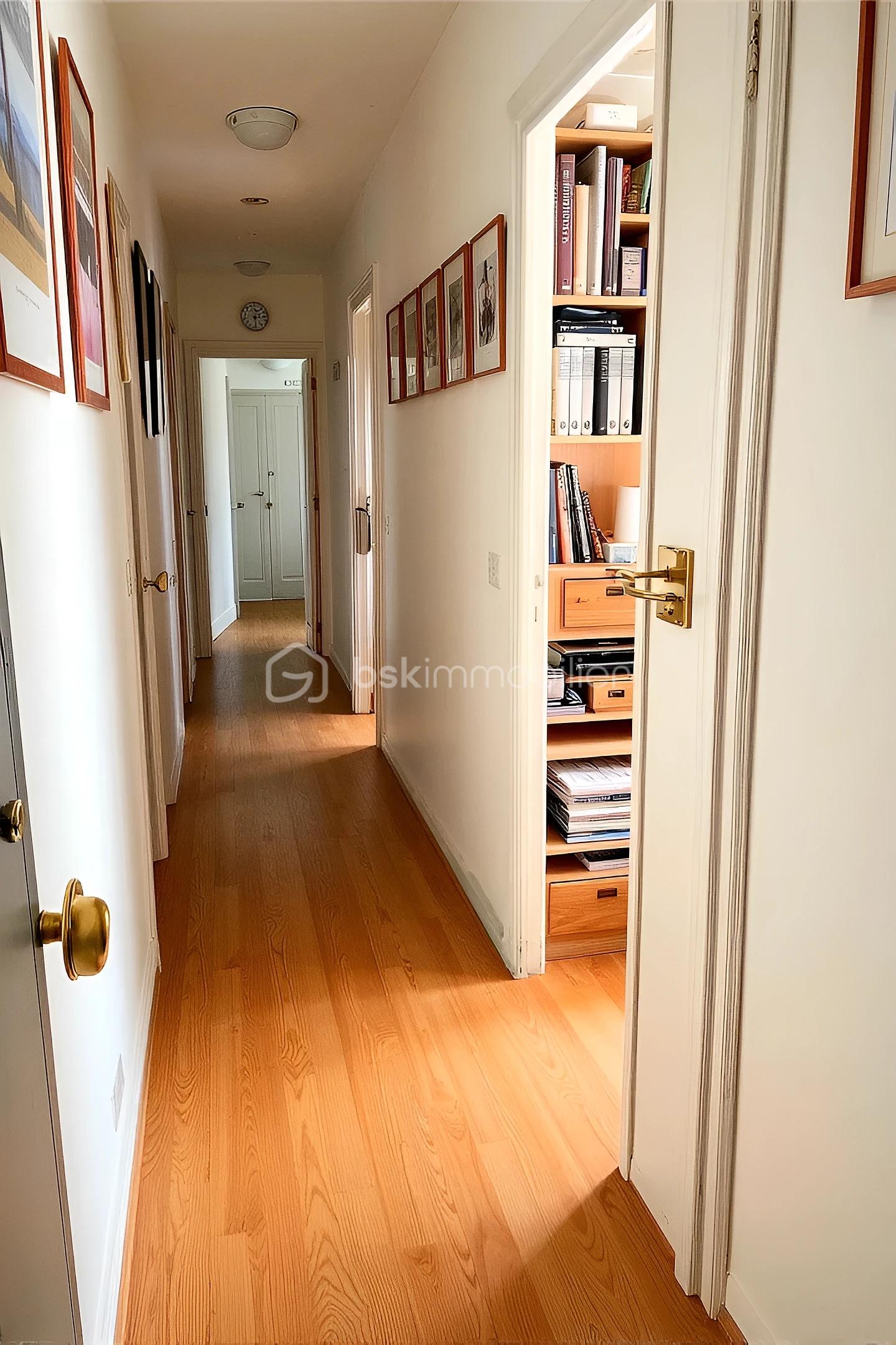 Appartement de 132,32 m² - hoqi-6f975125c57547729a6592673c864366.JPG