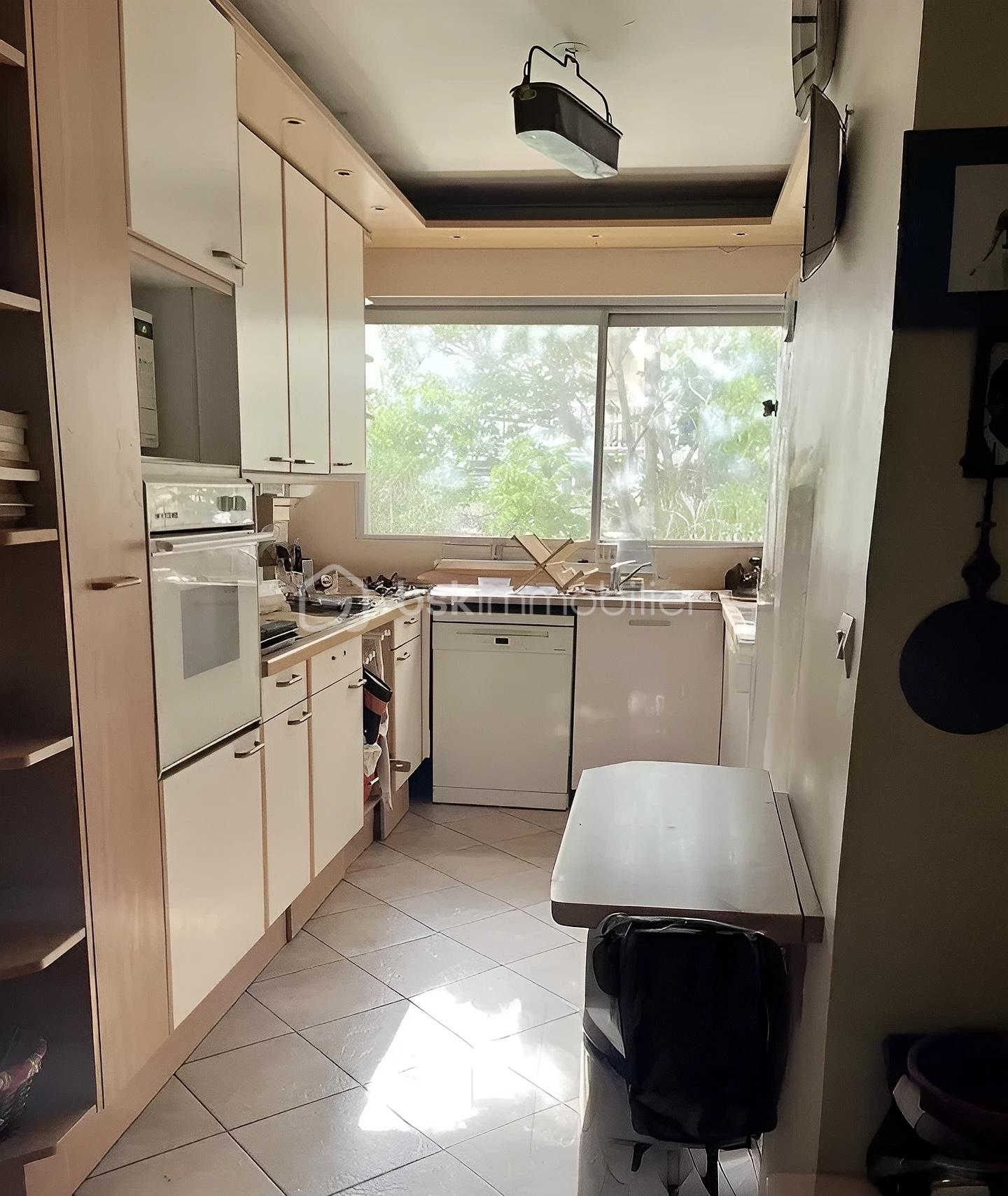 Appartement de 132,32 m² - hoqi-2ecca563407b4f86a69aeb048d4e427d.jpg