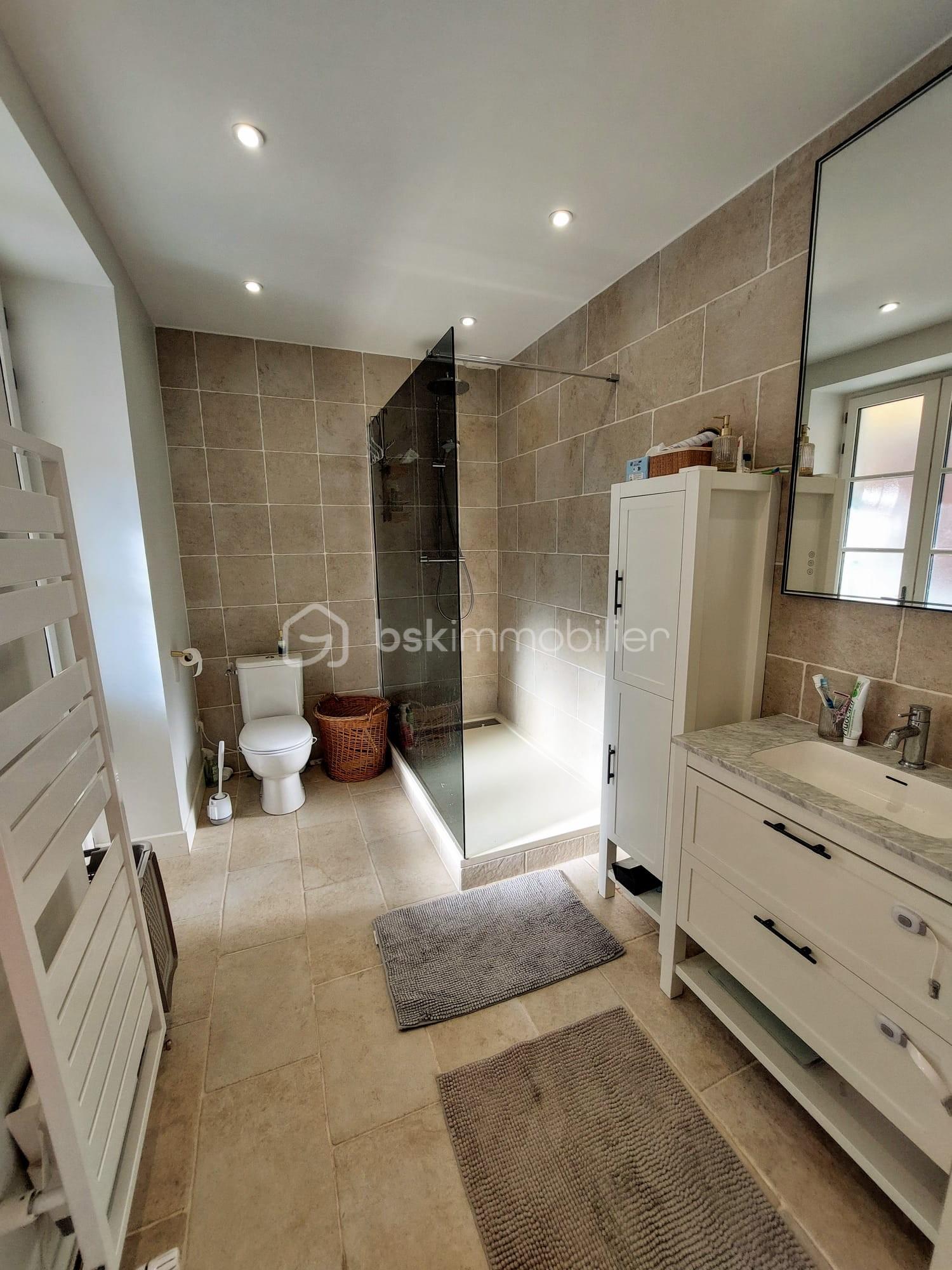 Appartement de 104,91 m² - Salle d'eau.jpeg