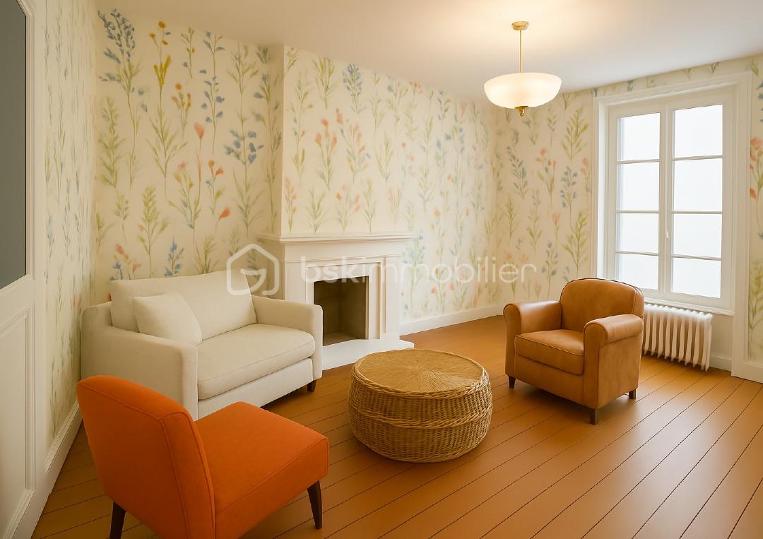 Immeuble de 180 m² - salon étage avec canapé.png