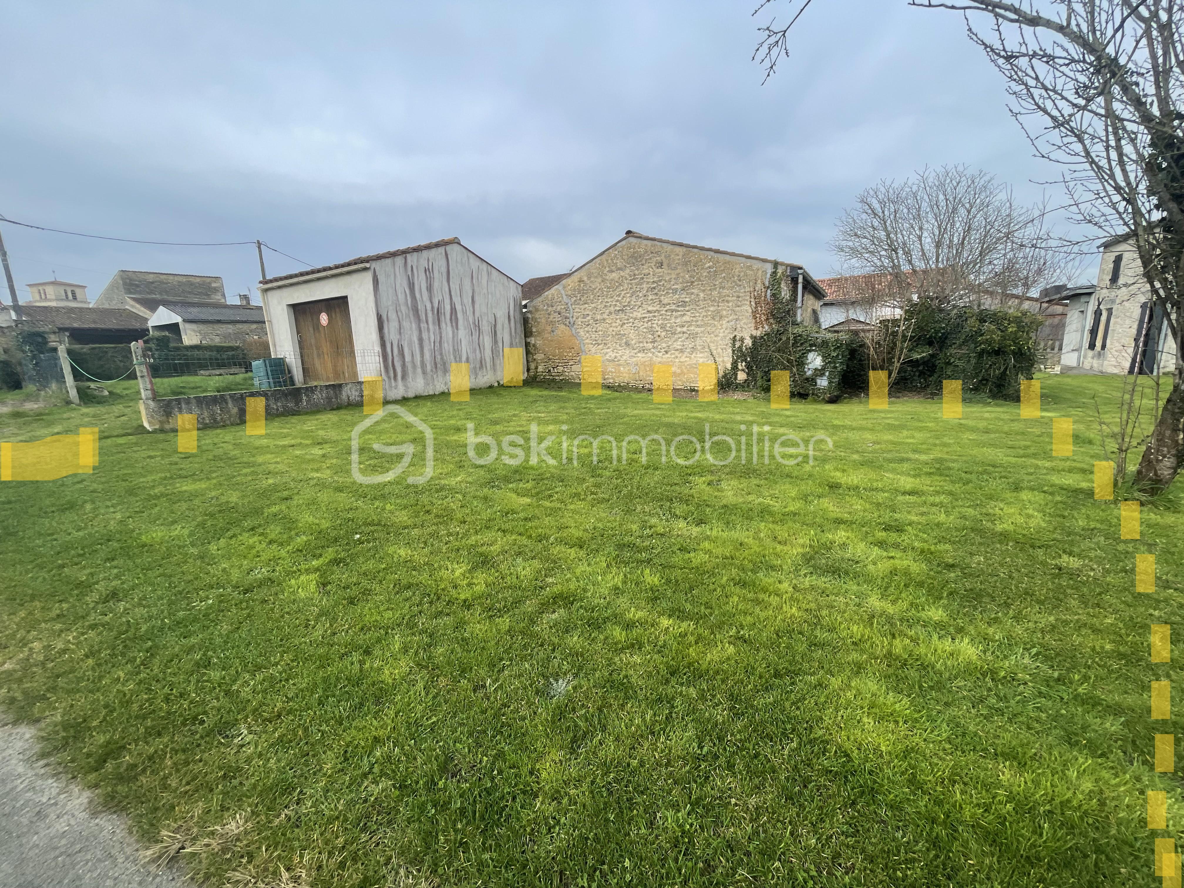 Maison en pierre de 86 m² - archingeay 23.jpeg