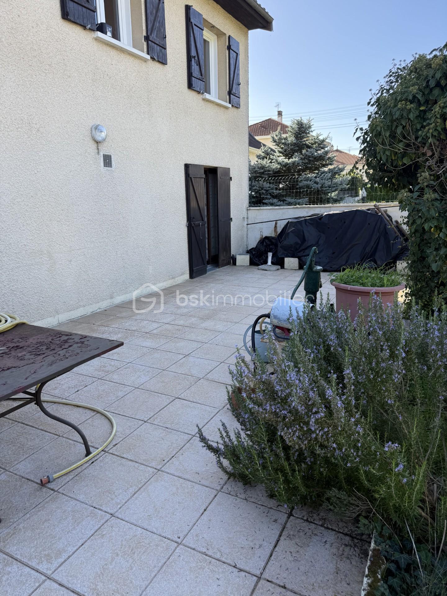 Maison de ville de 80 m² - 438baadc-19c6-433a-9868-136c6269ca16.jpg