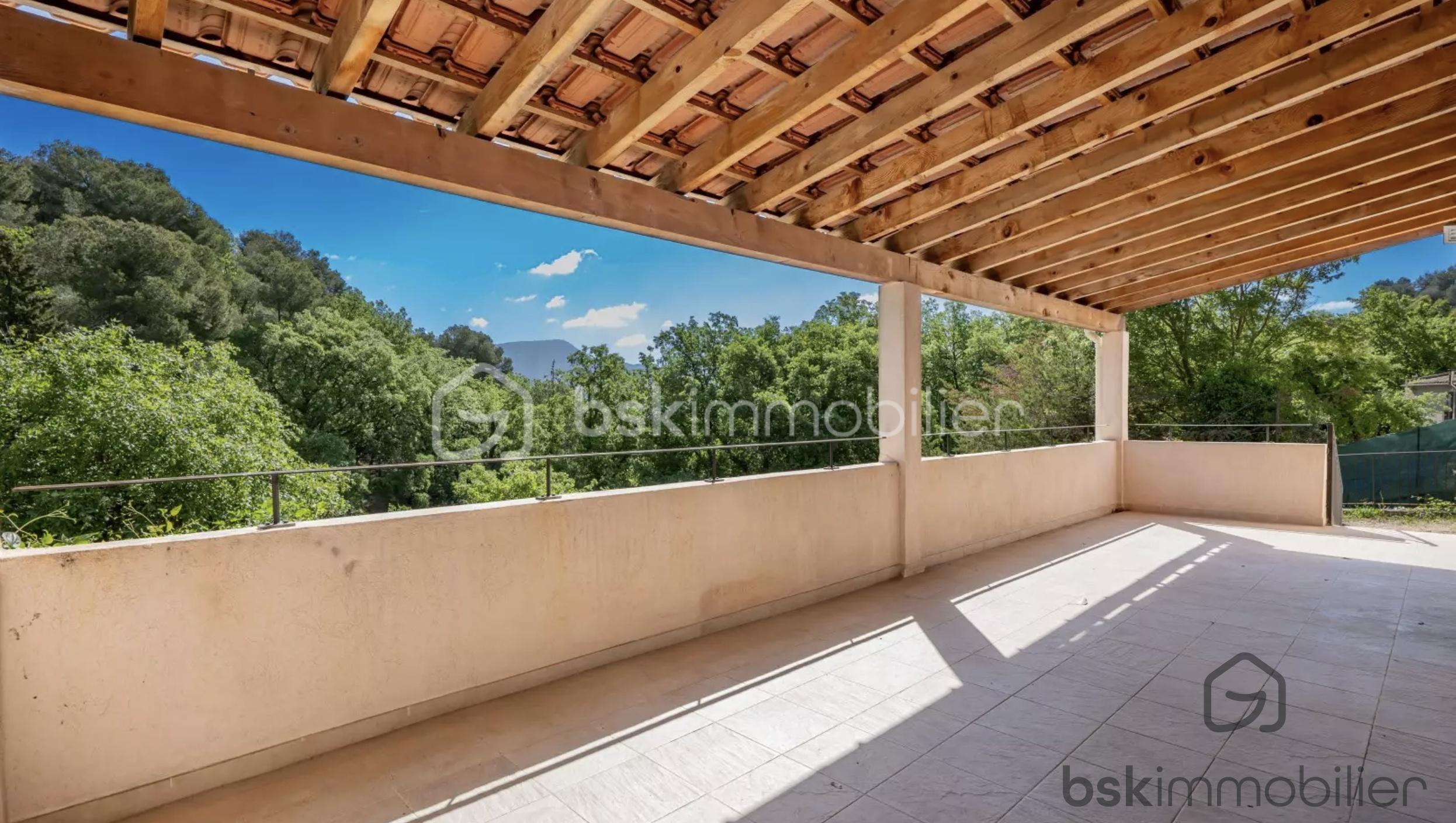 Maison de 112,60 m² - carros_0016.jpg