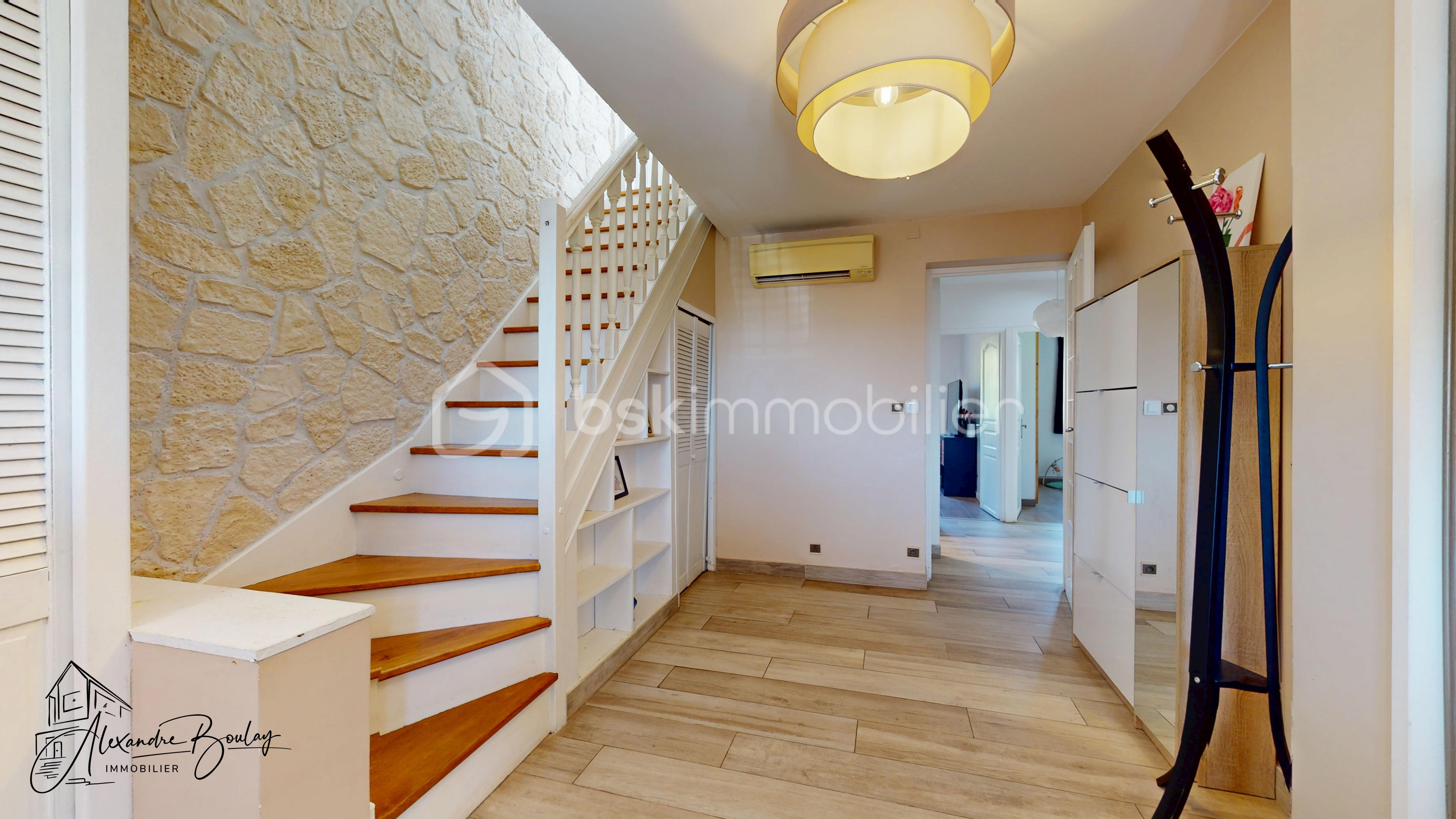 Maison traditionnelle de 140 m² - GINI-10032025_104538.jpg