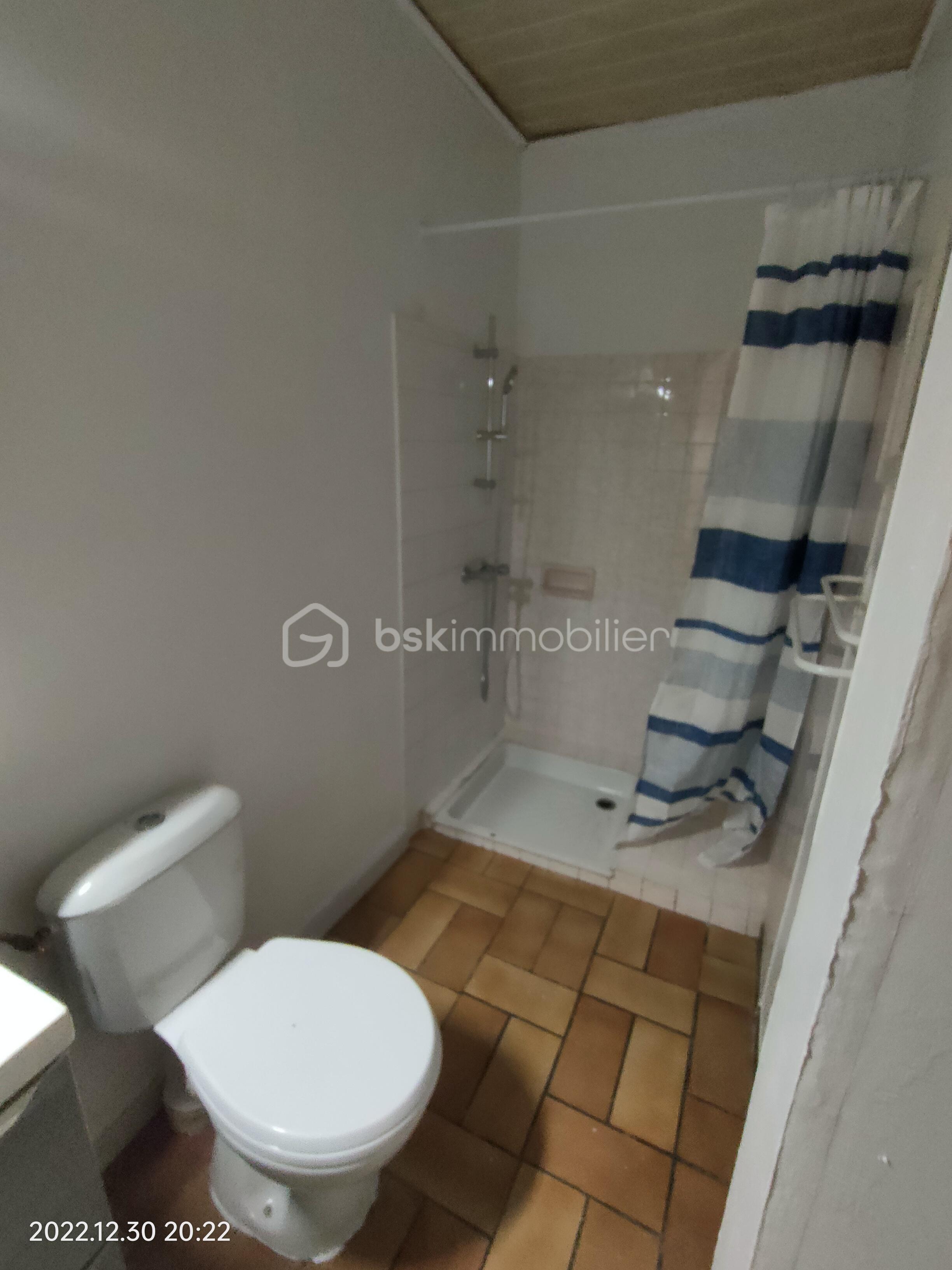Appartement de 30,02 m² - ELNE-rdc gauche-salle de bains 3.jpg