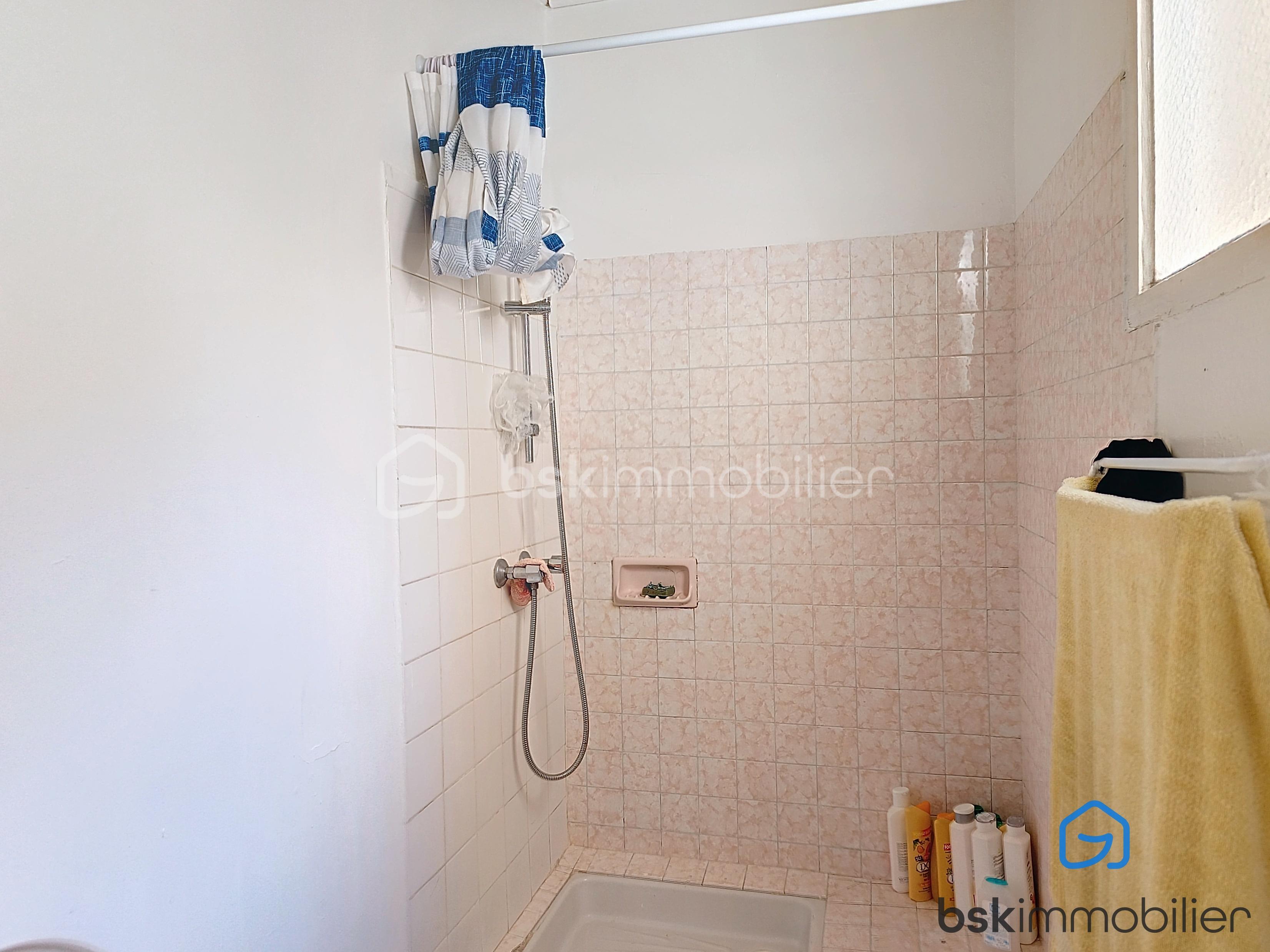 Appartement de 30,02 m² - aYVpXeHVaUS0yMDI0MDUxNzE3MjYwNA_20240517172737_61969_c4ba420.jpg