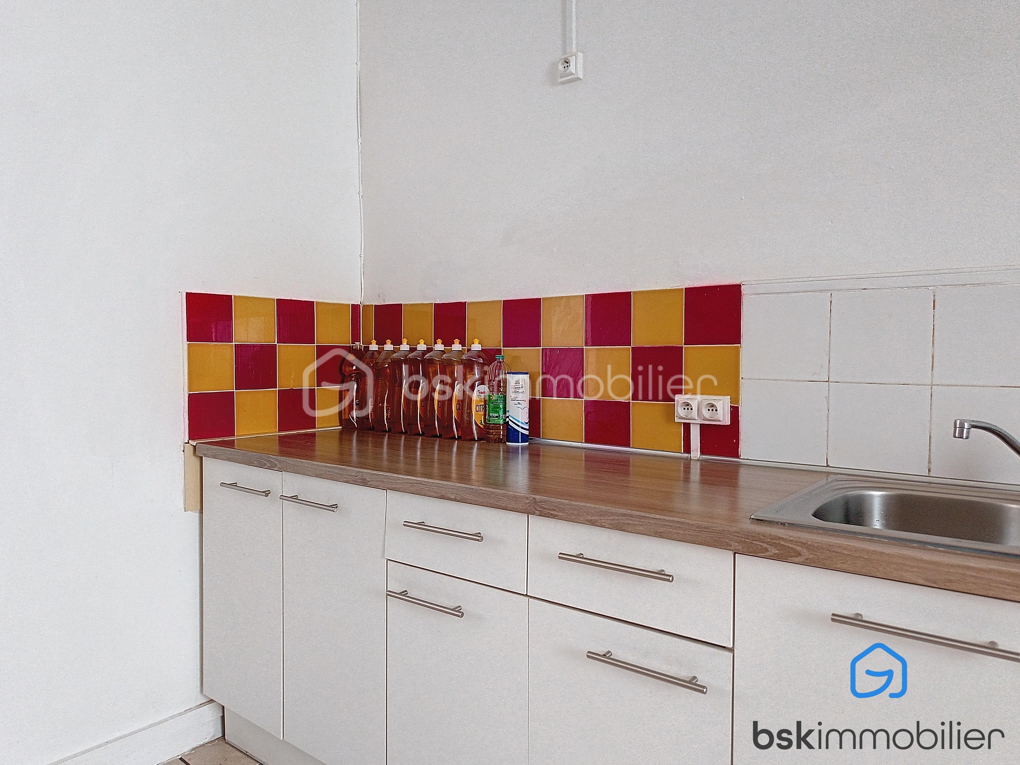 Appartement de 30,02 m² - aYVpXeHVaUS0yMDI0MDUxNzE3MjYwNA_20240517172804_87042_f8a4c66.jpg
