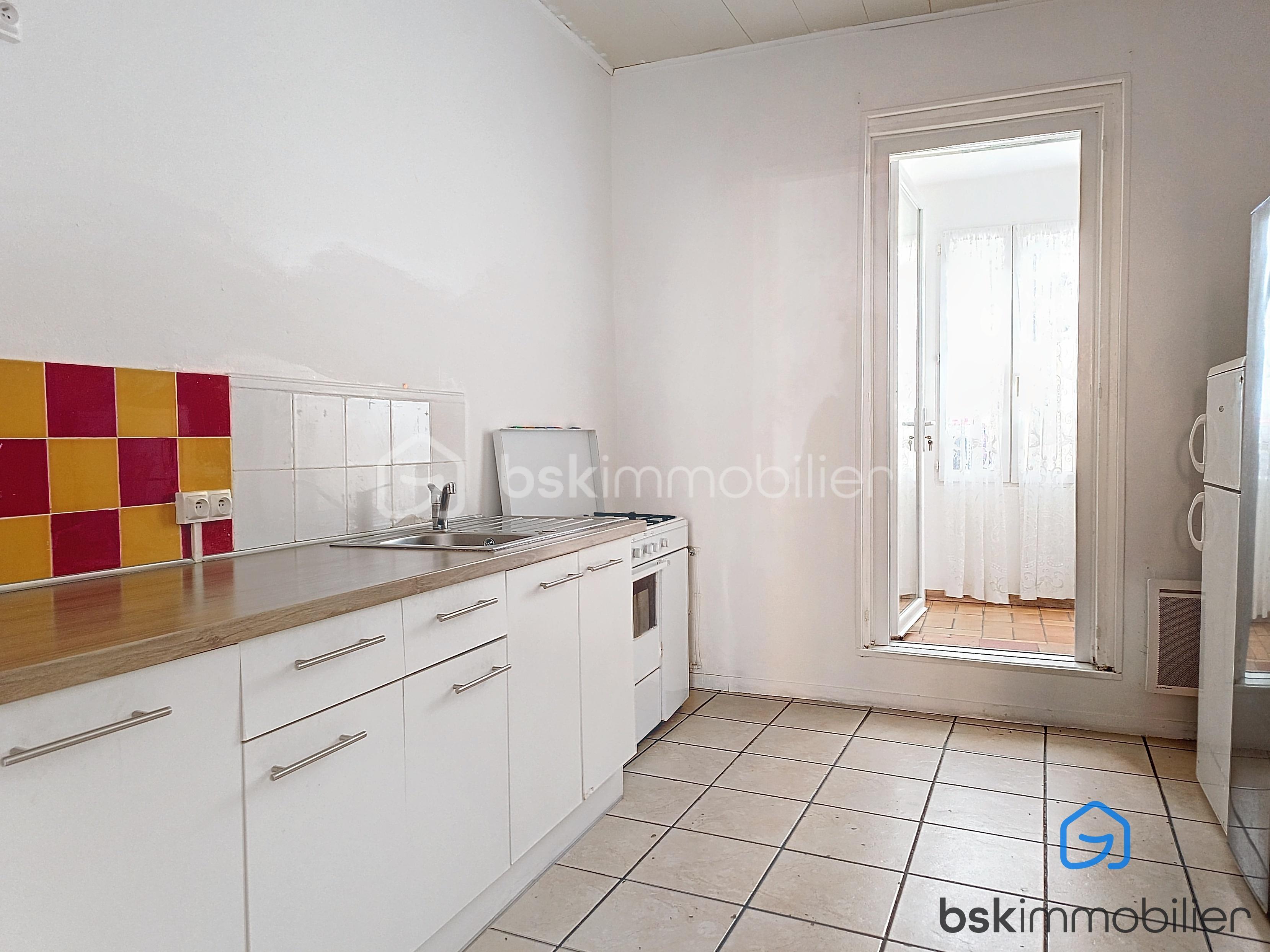 Appartement de 30,02 m² - aYVpXeHVaUS0yMDI0MDUxNzE3MjYwNA_20240517172707_29914_0f13d14.jpg
