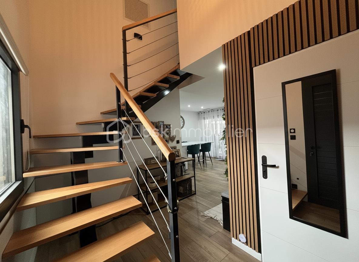 Duplex de 72 m² - Escalier.jpg
