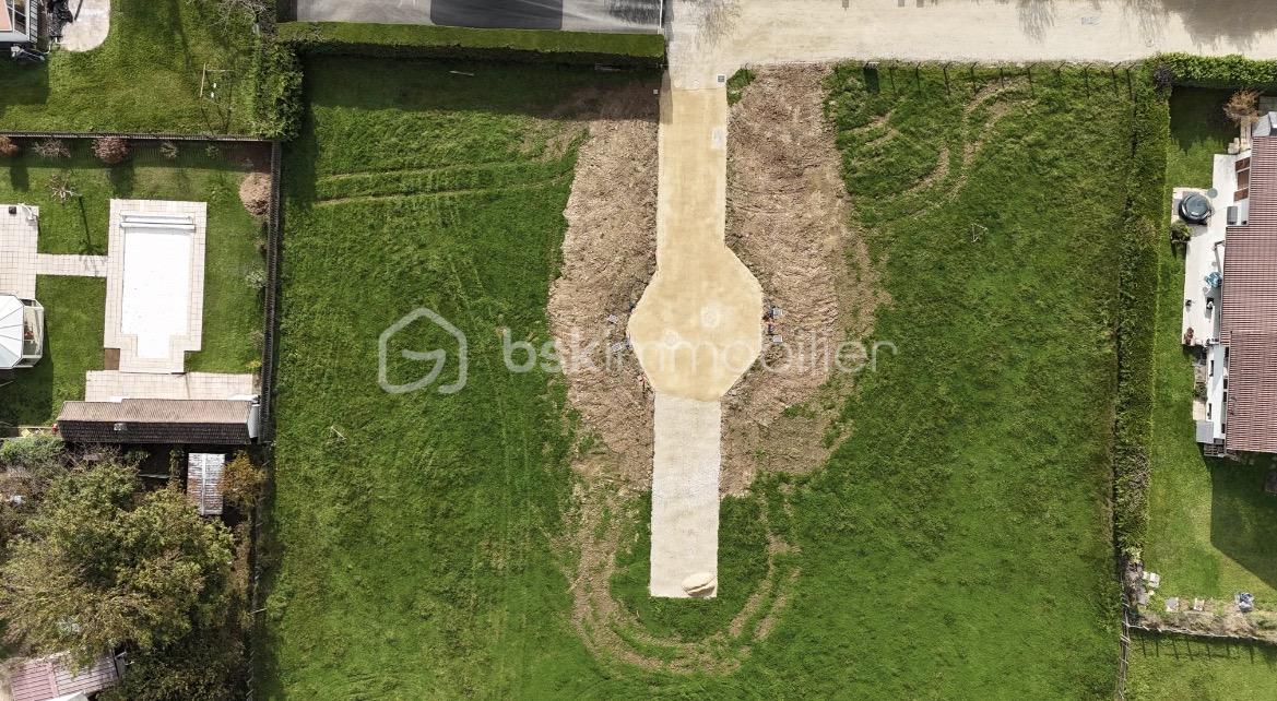 Terrain de 585 m² - IMG_8467.jpeg