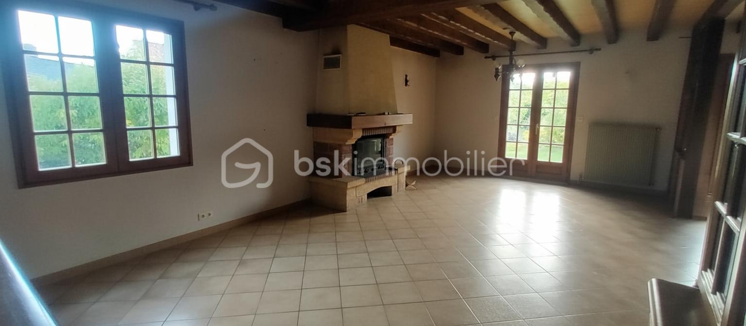 Maison de 89,62 m² - salon séjour vidé.jpg