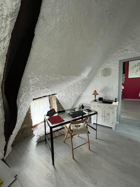 Maison en pierre de 120 m² - KKK.jpeg