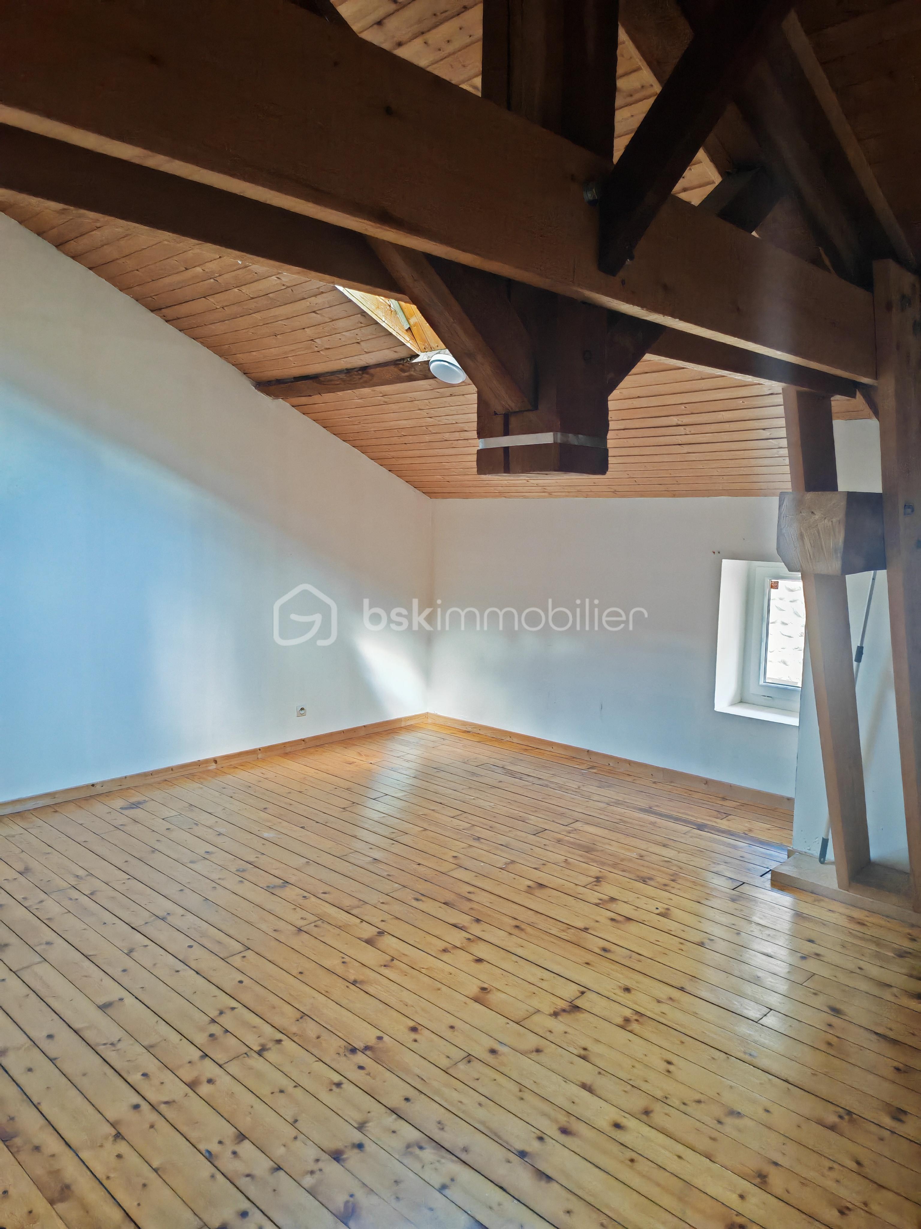 Maison de 153 m² - 2è étage..jpg