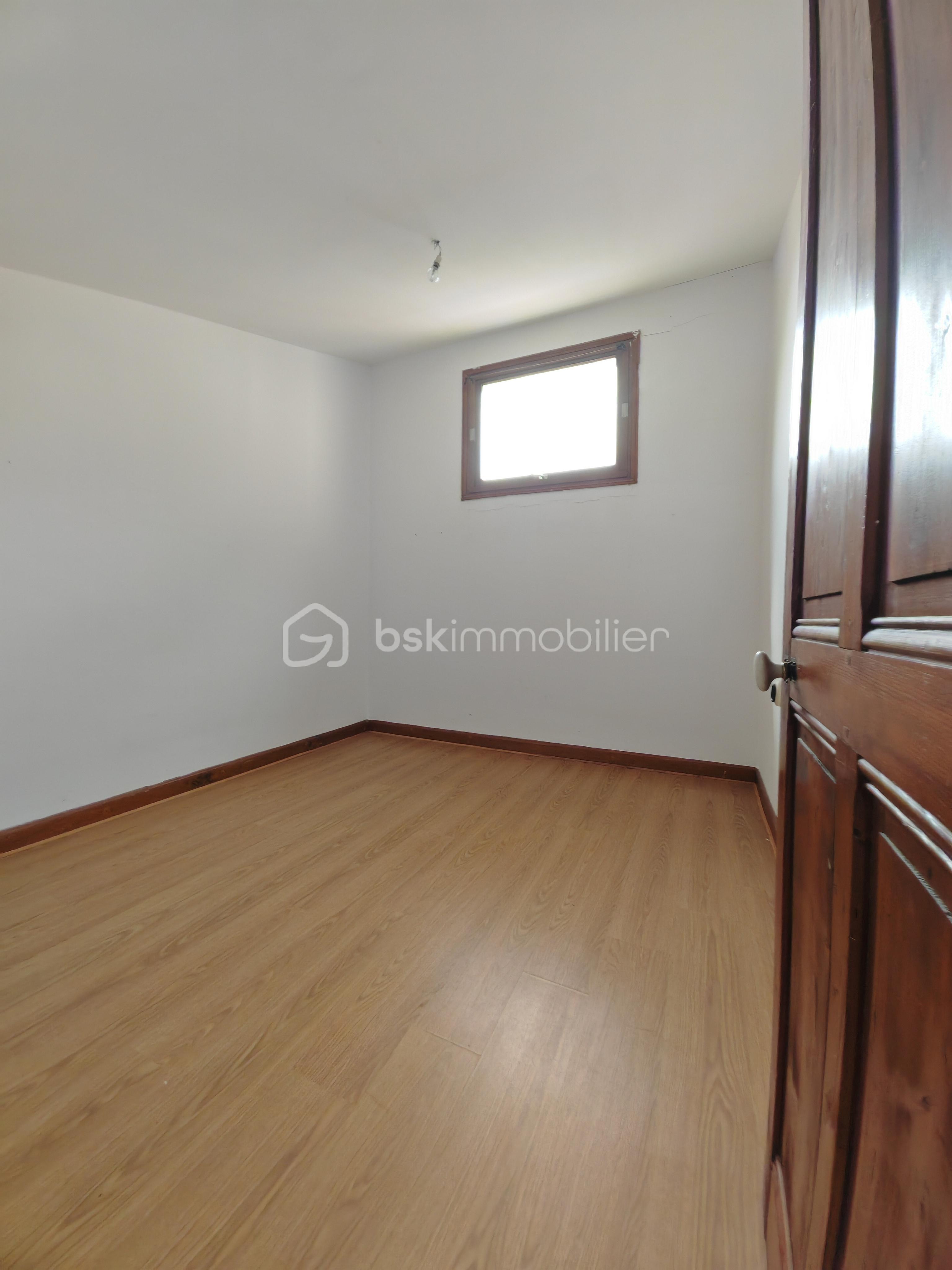 Maison de 153 m² - BUREAU.jpg