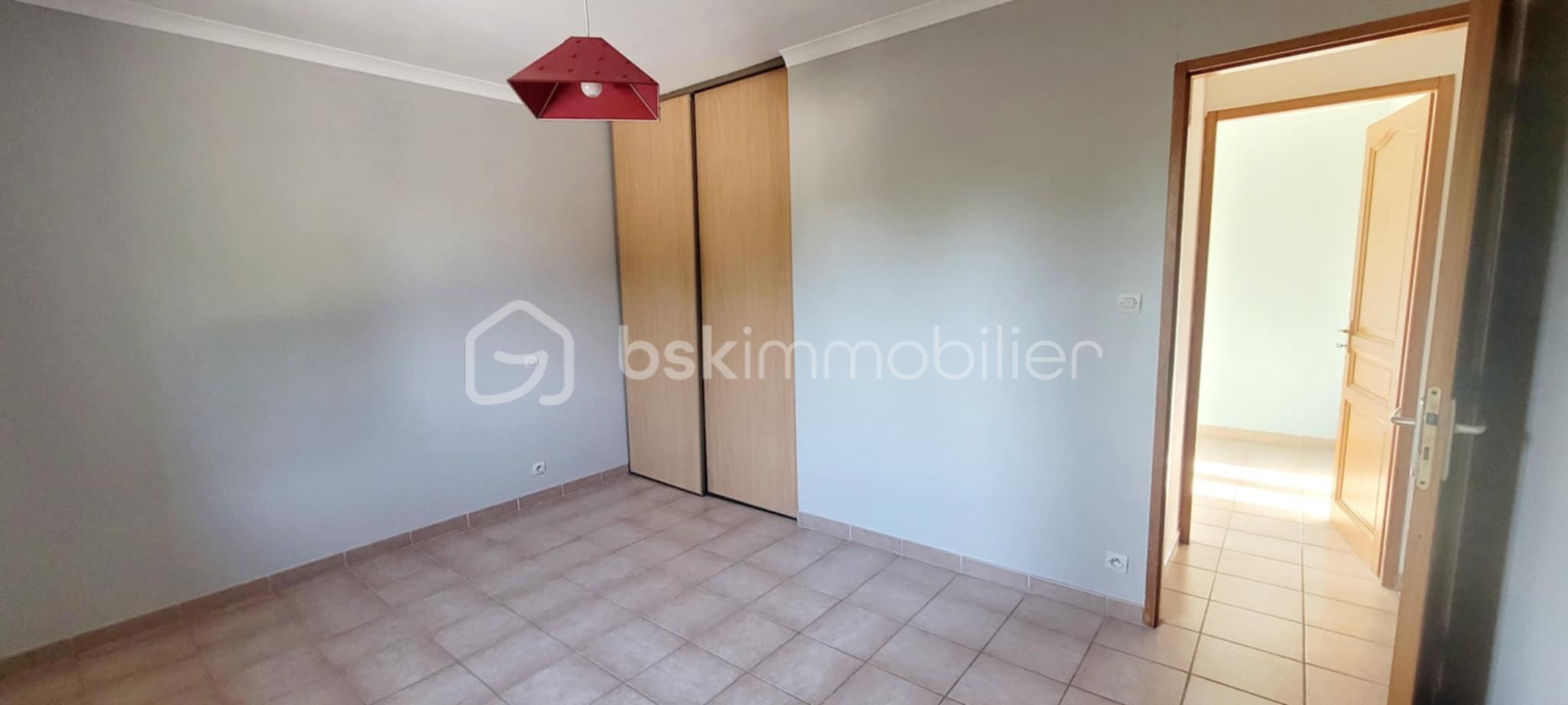 Maison de 157 m² - 1ea582f6-a6ef-47fb-b13f-e69c948050b7.jfif