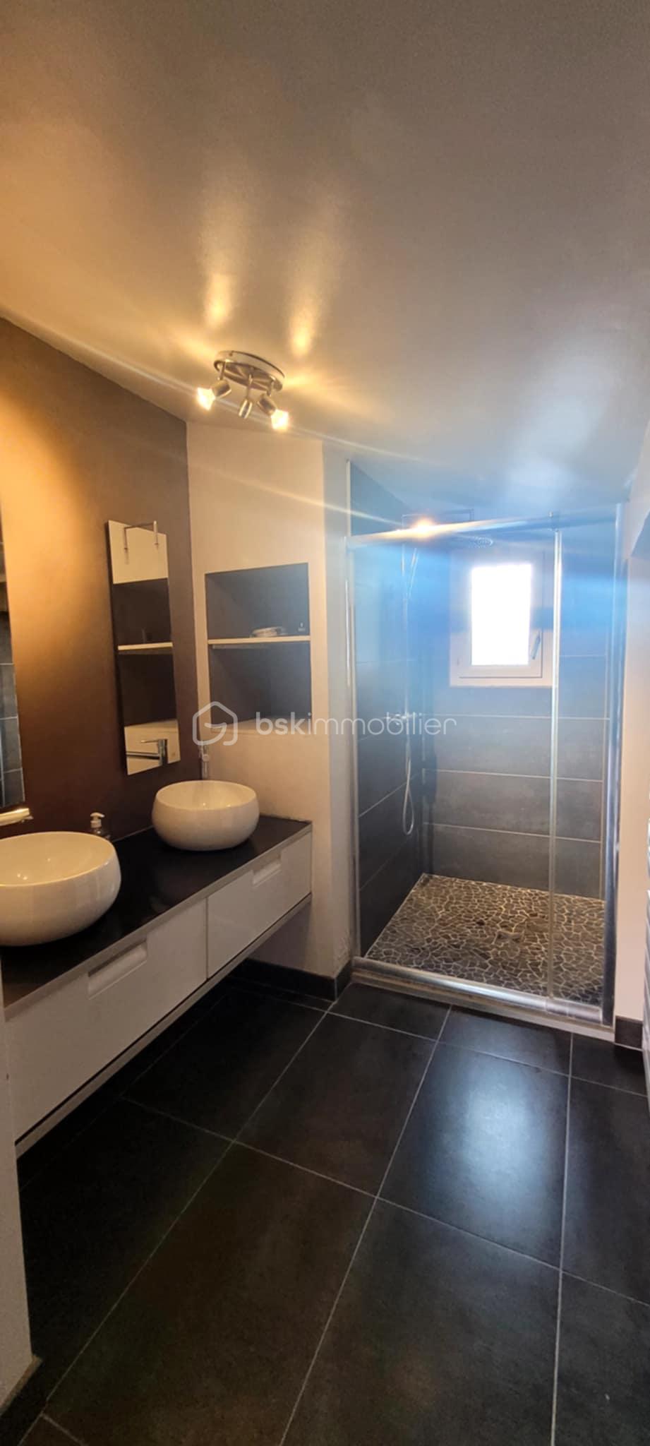 Maison de 157 m² - dff35059-50d1-47bc-aa59-79b4920840e7.jfif