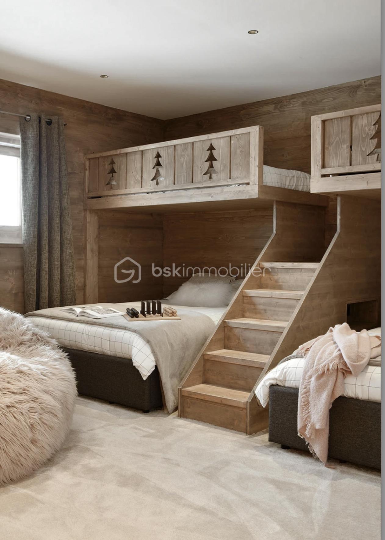 Chalet de 310 m² - Capture d’écran 2025-11-27 à 17.42.22.png