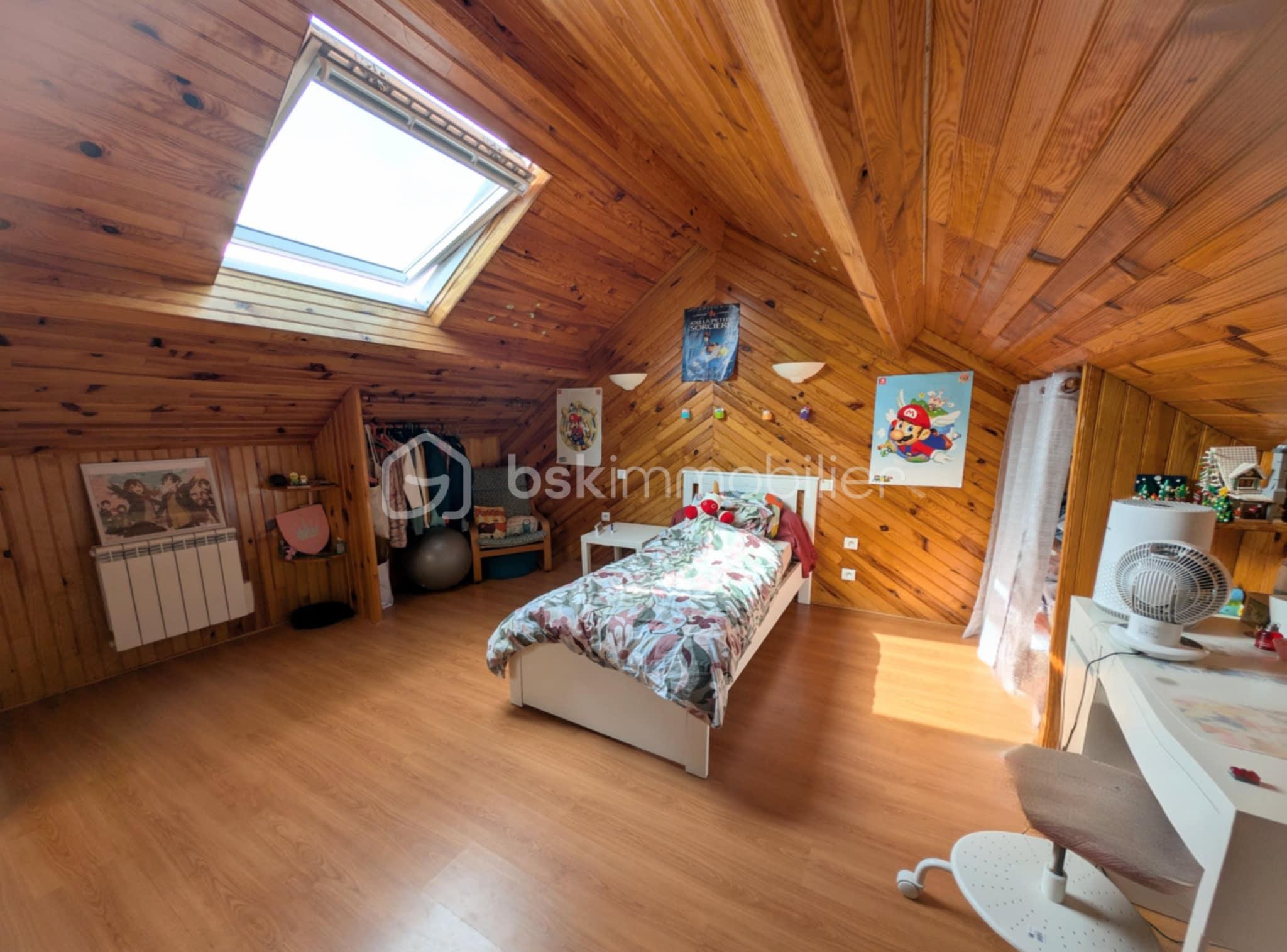 Maison de 150 m² - d7e53443-0139-4d18-823e-66e0721a1b03.jpeg