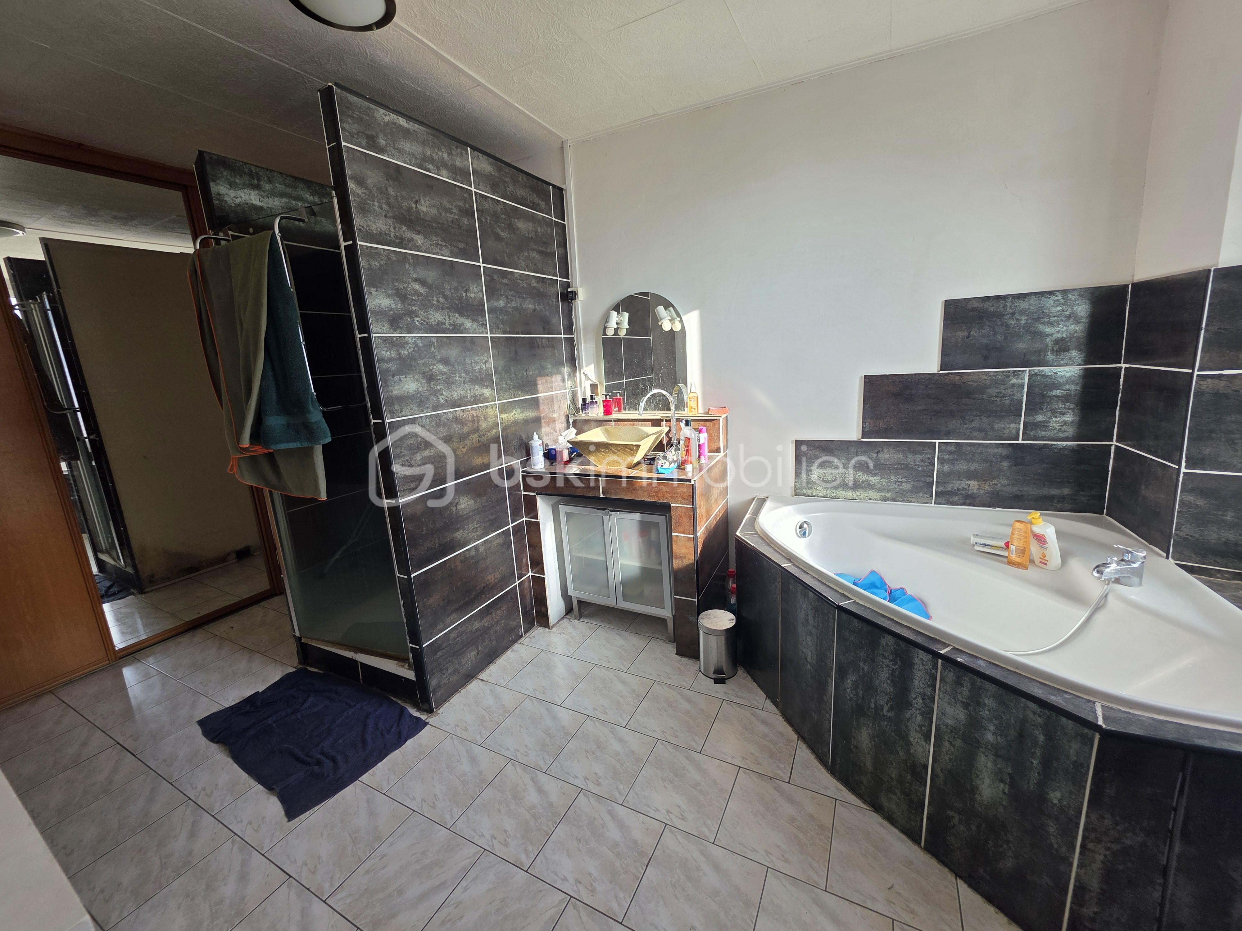 Maison de ville de 157,99 m² - 29988.jpg