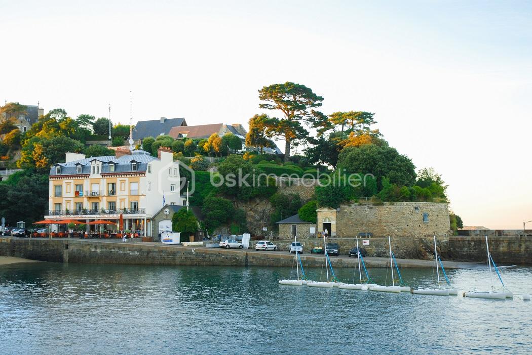 Appartement de 40,30 m² - facade-hotel-Gildas-Raffenel.jpg