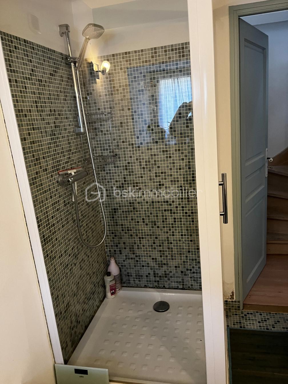 Maison de village de 120 m² - PHOTO DOUCHE LABECEDE.jpg