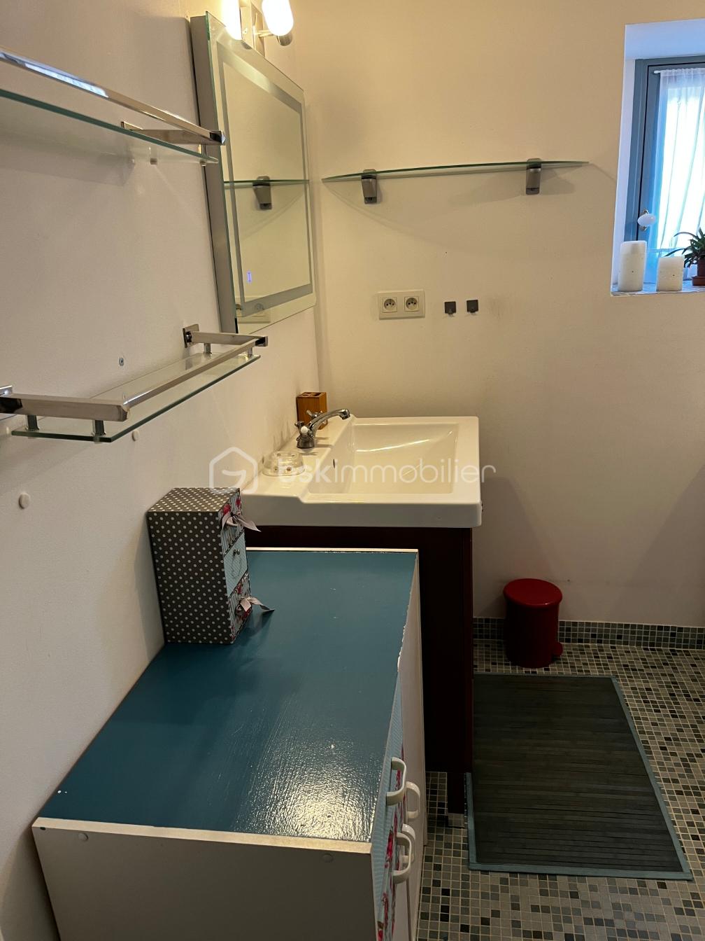Maison de village de 120 m² - PHOTO SDB LABECEDE.jpg