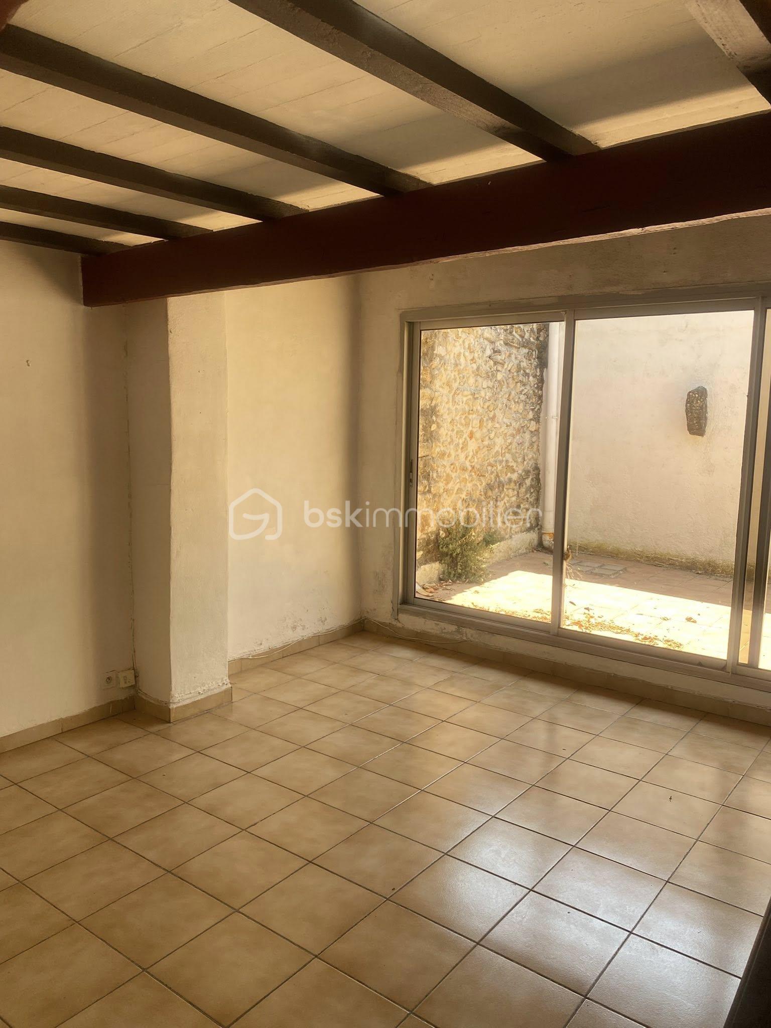 Maison de village de 320 m² - 561632007_122159997446397973_4673852436504087765_n.jpg