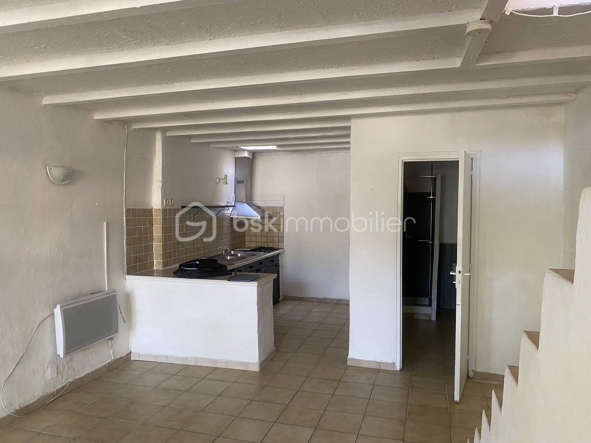 Maison de village de 320 m² - 569283542_122159997308397973_2505079469991344365_n.jpg