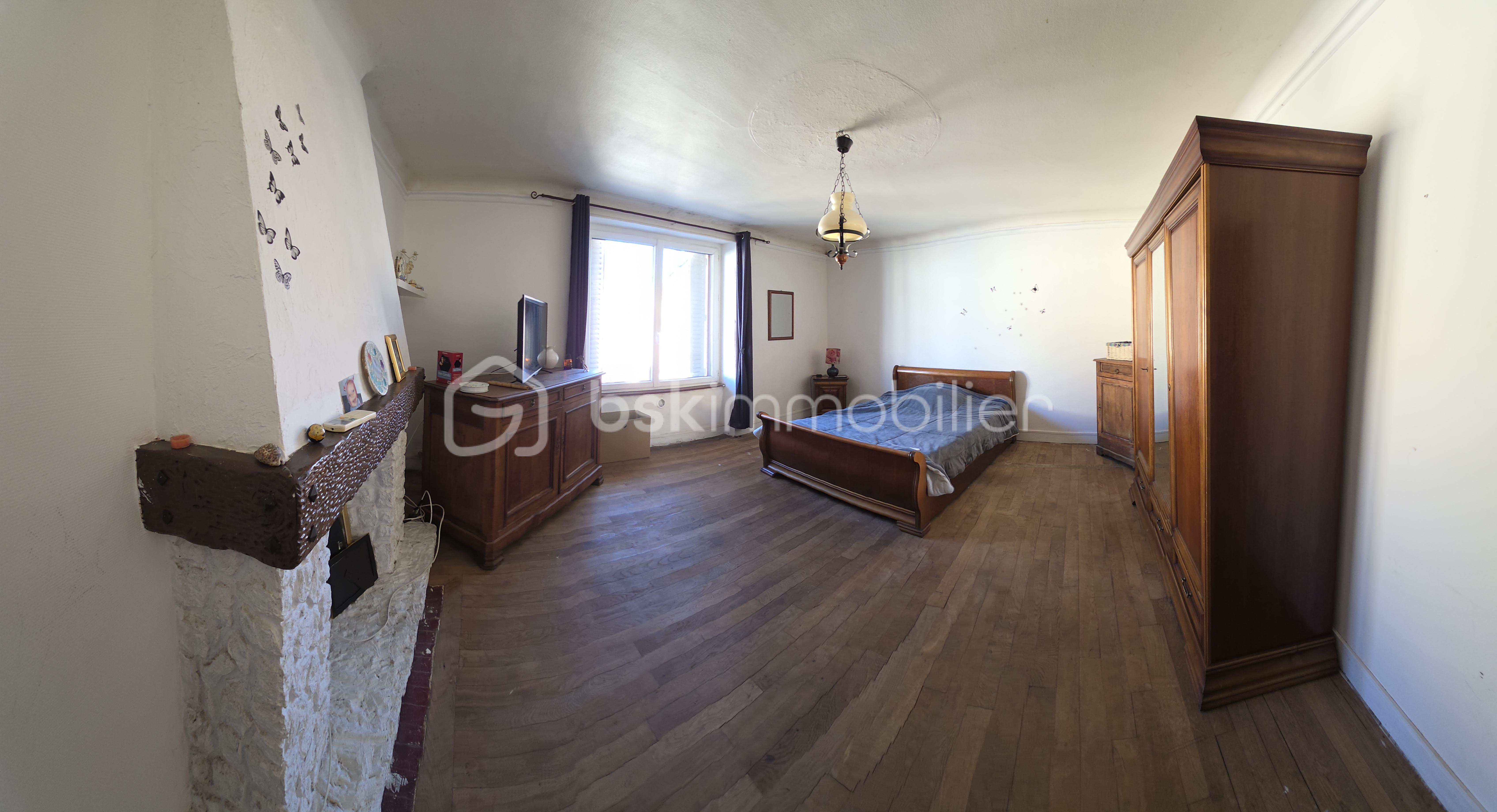 Maison de village de 135 m² - ch1.jpg
