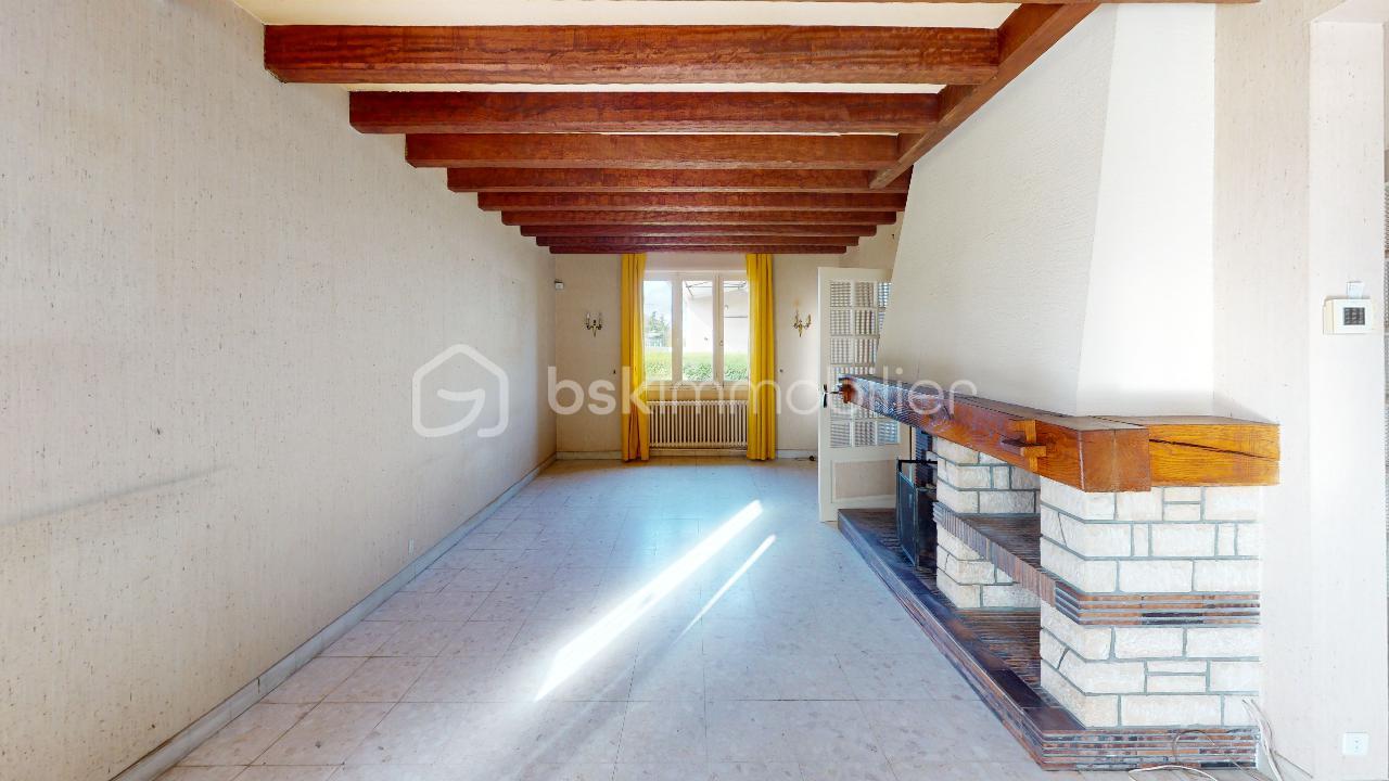 Maison de 150 m² - Maison-Familiale-Living-Room(2).jpg