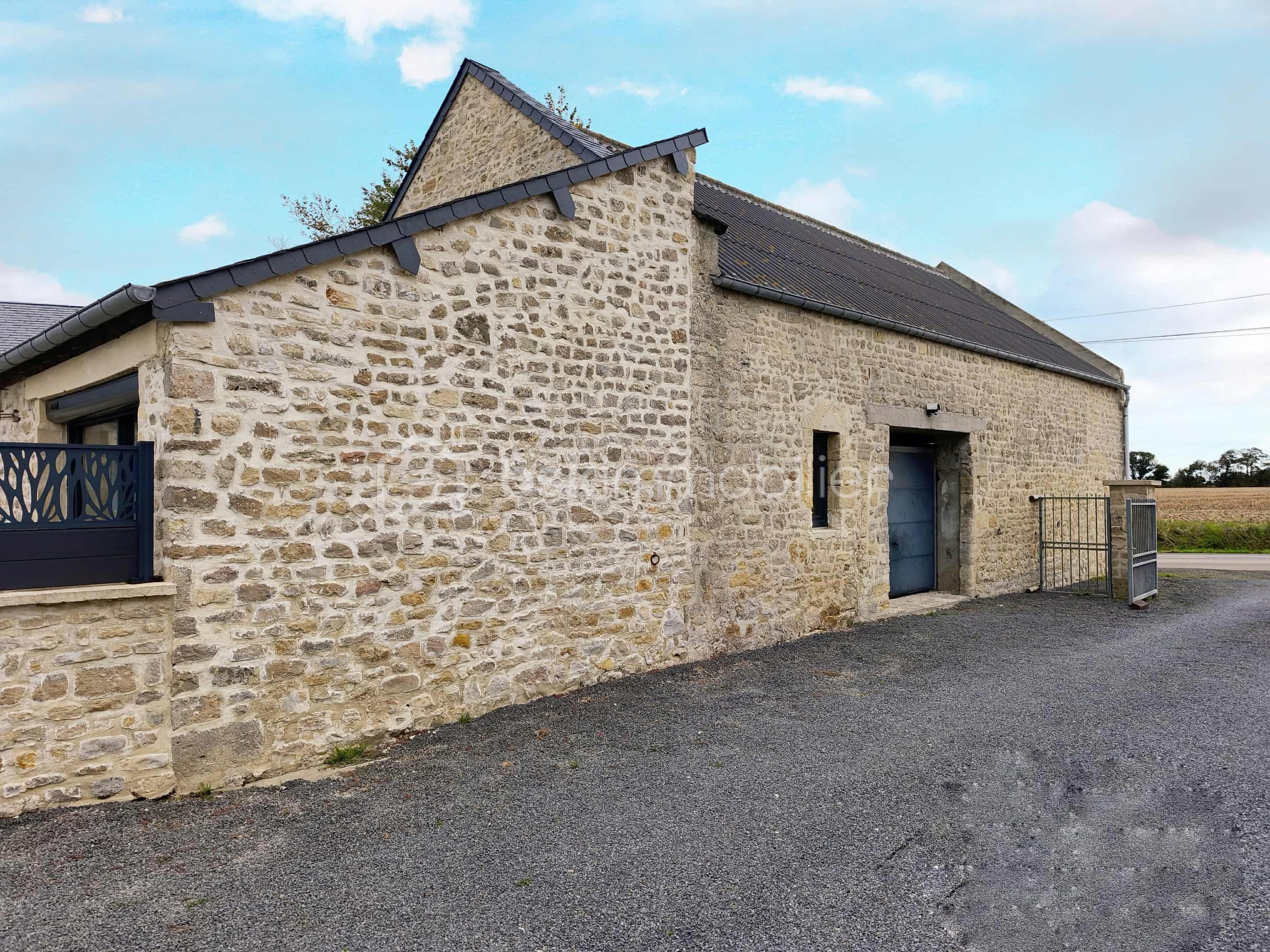 Maison en pierre de 189 m² - 883f4f95-0b94-4f29-987d-8ea8f1426f21.jpeg