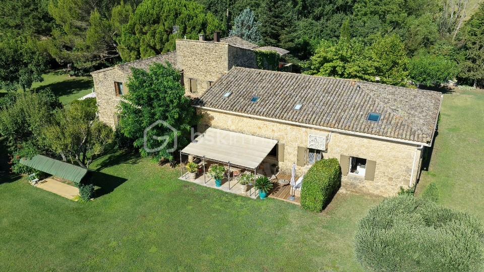 Mas de 545 m² - photo 4.jpg