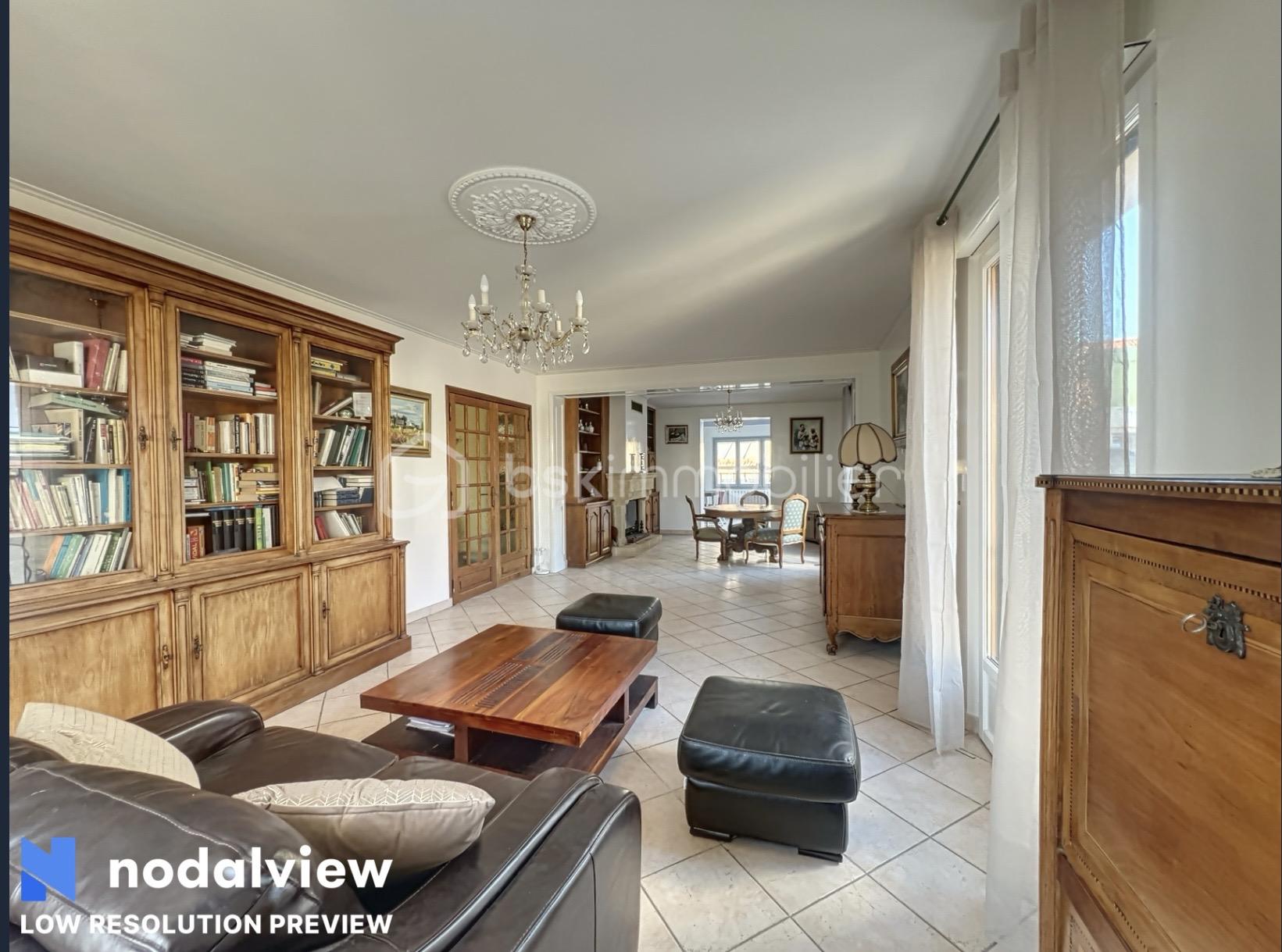 Maison de village de 215 m² - IMG_2067.jpeg