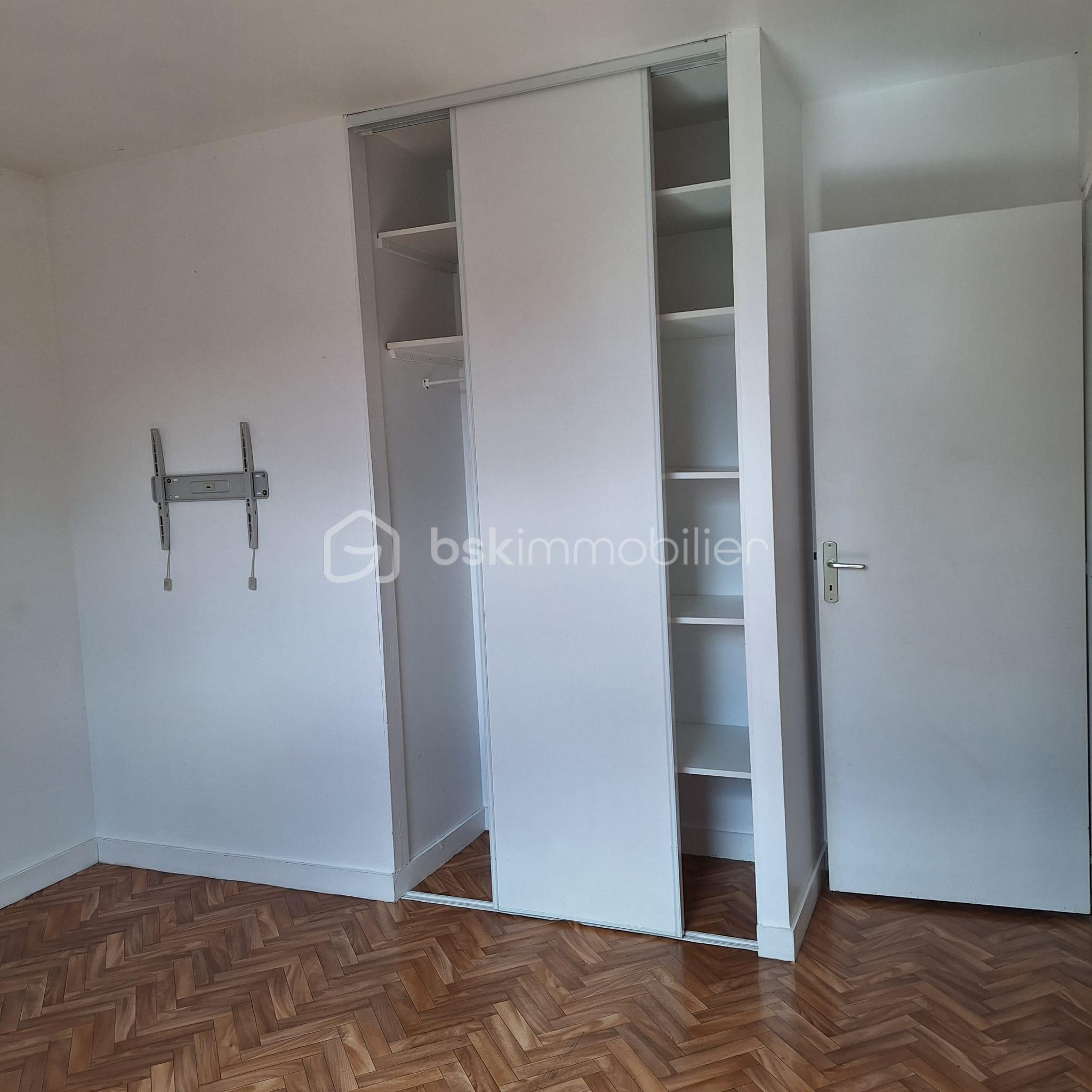 Pavillon de 87 m² - c96c8d83-6c29-4f77-9e62-e1f9ab8c5b04.jpeg