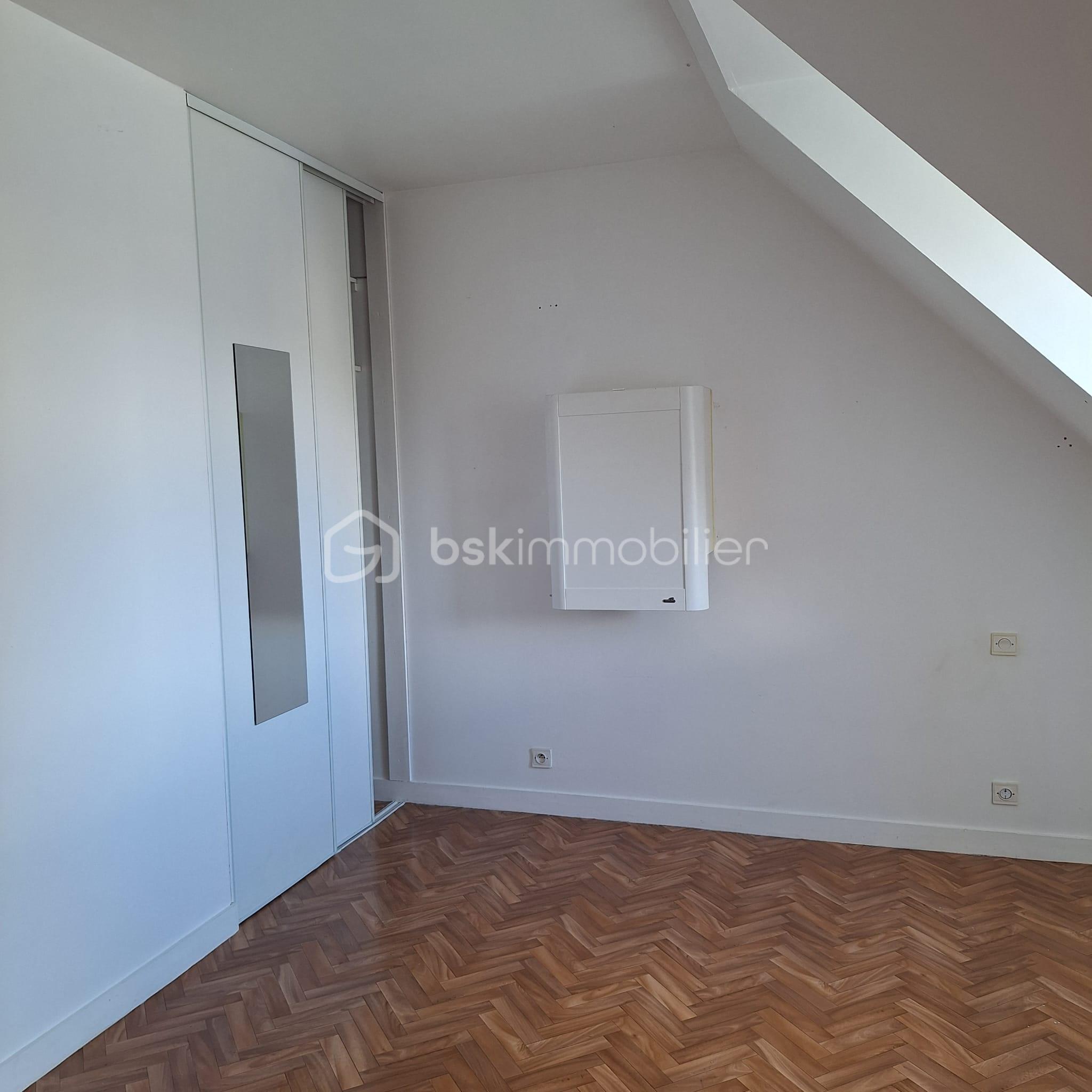 Pavillon de 87 m² - 96ca3f7e-45b2-4255-86c2-1299a9f4e008.jpeg