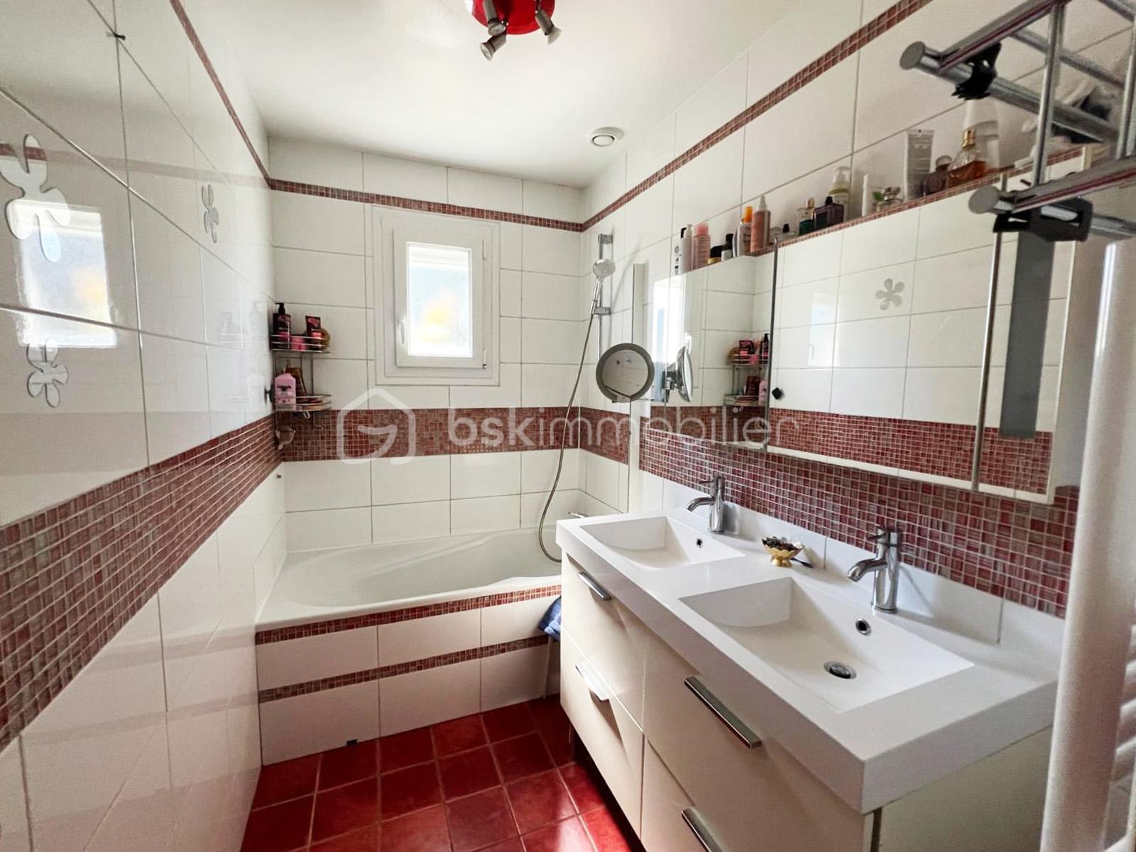 Maison de 144 m² - Nicolas VAN DE WALLE BSK IMMOBILIER LAFORGE RICHEBOURG9.jpg