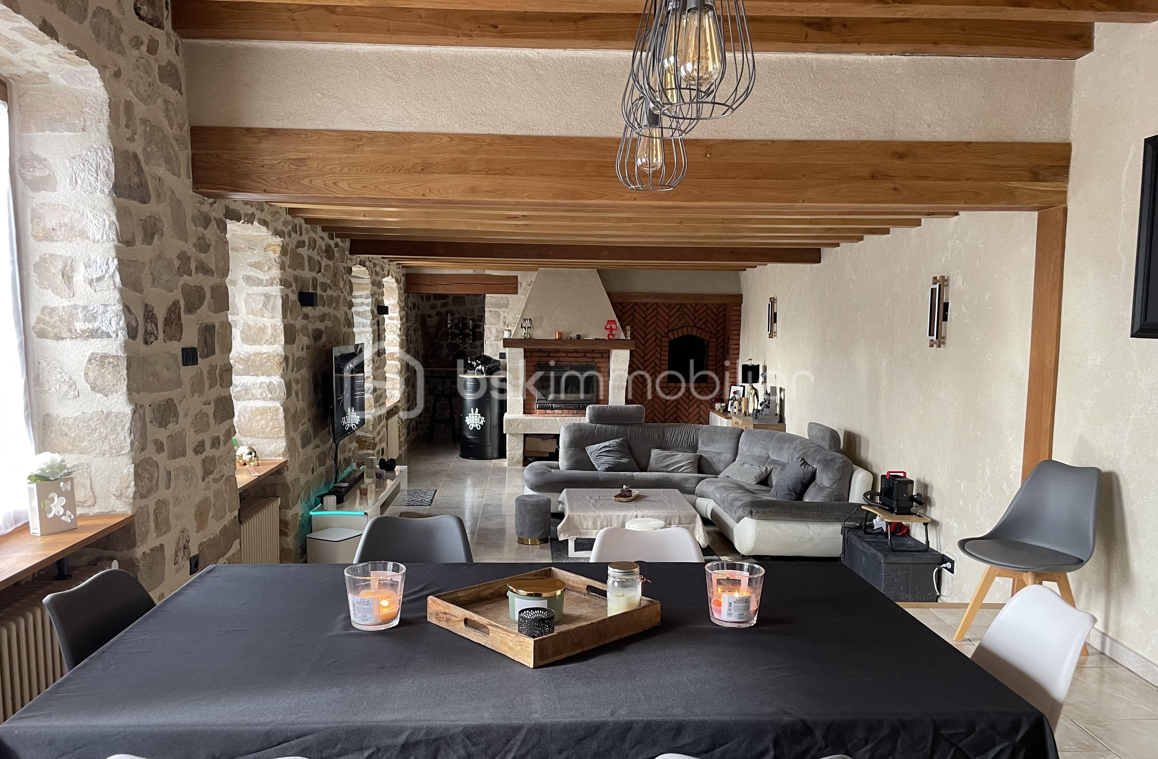 Maison ancienne de 180 m²