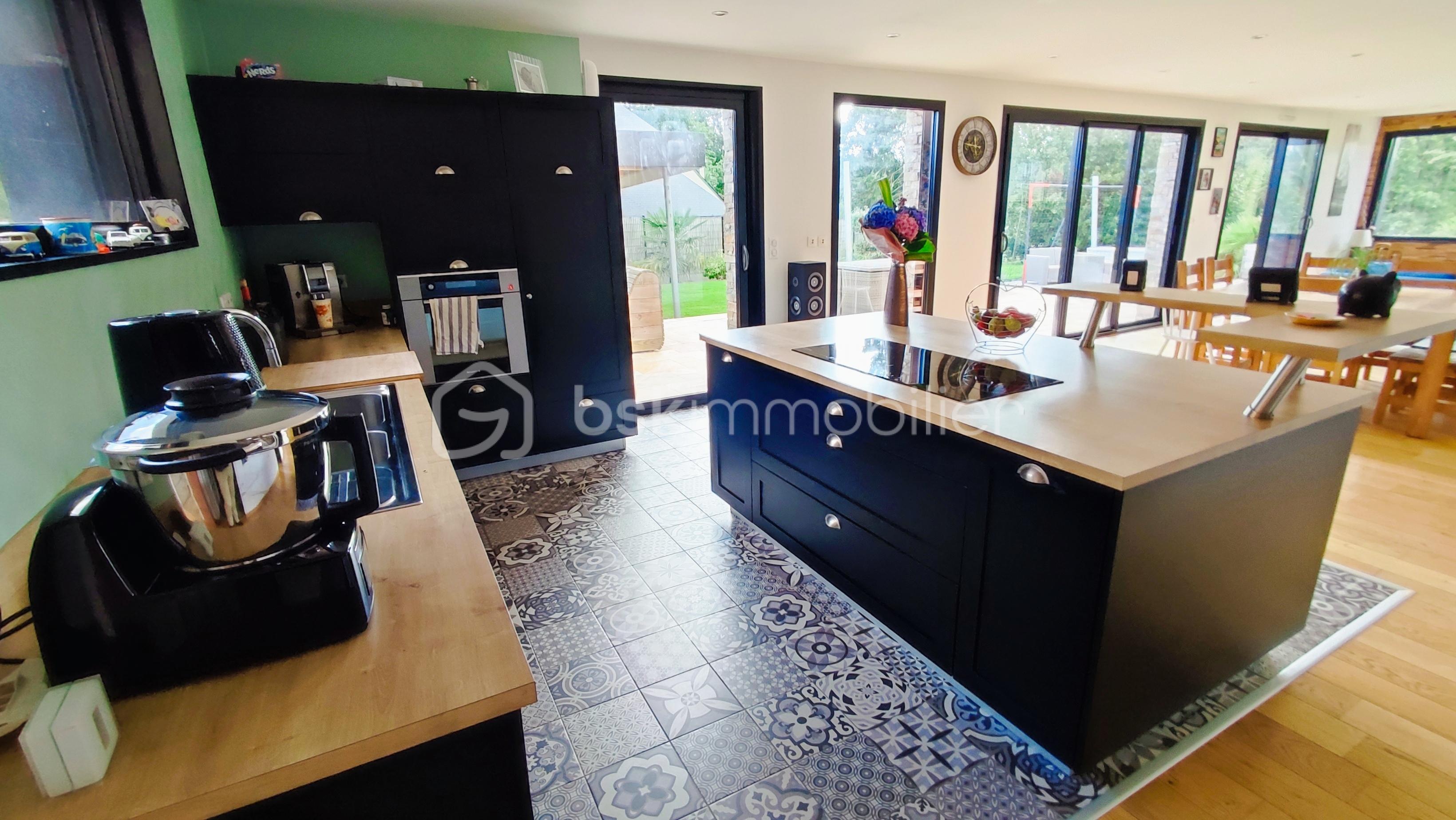 Maison de 200 m² - 1758824062848.jpg