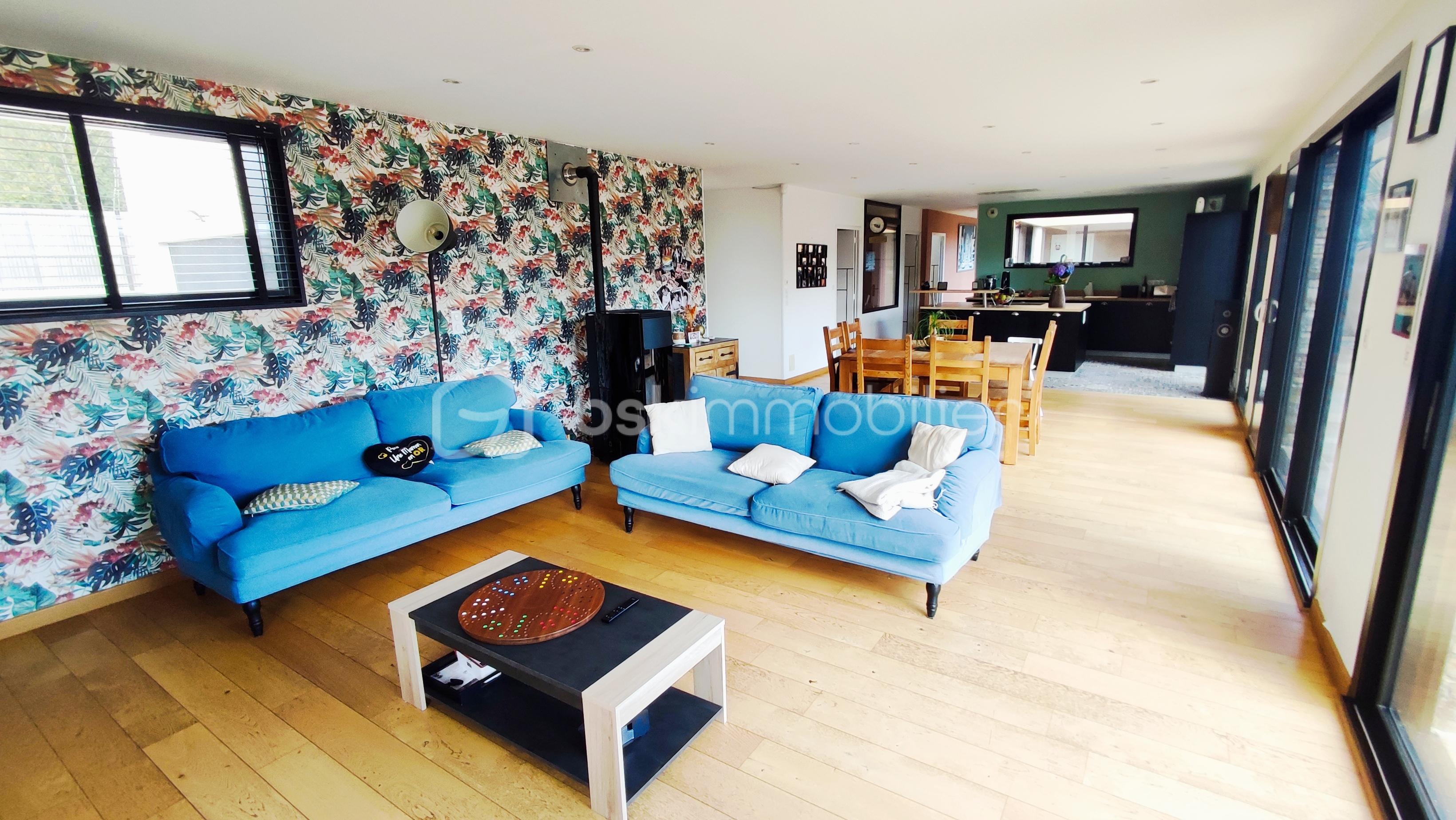 Maison de 200 m² - 1758824062877.jpg