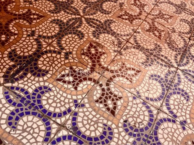 Appartement de 71,50 m² - buret 1 sol entrée.jpg