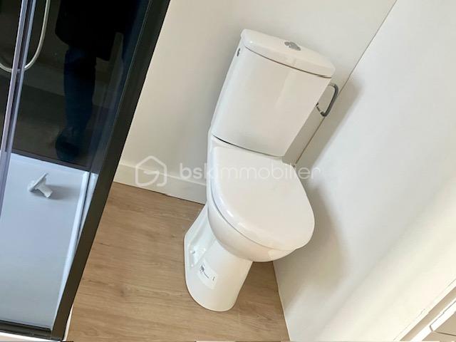 Appartement de 71,50 m² - buret 1 wc.jpg