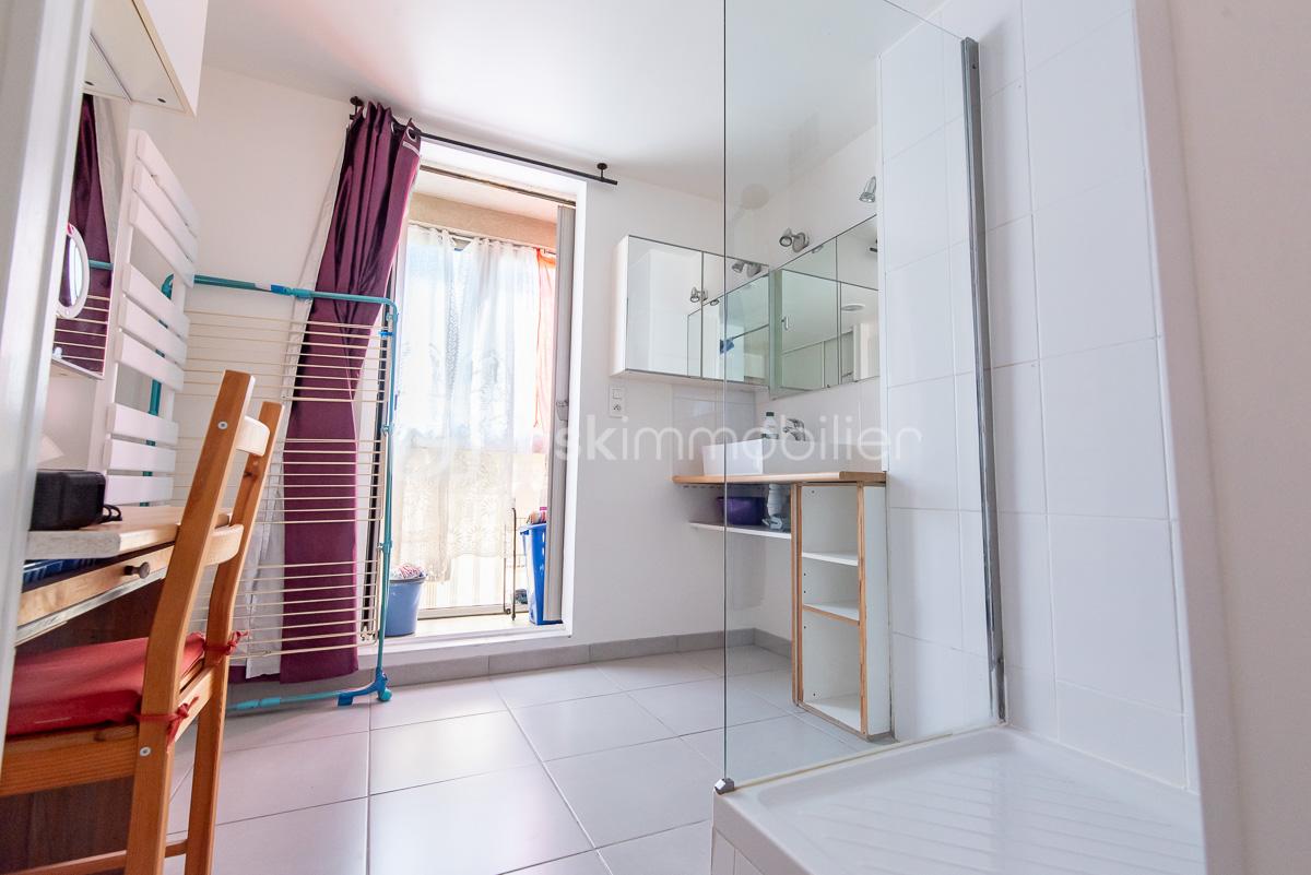 Appartement de 76,65 m² - Sdb-1.jpg