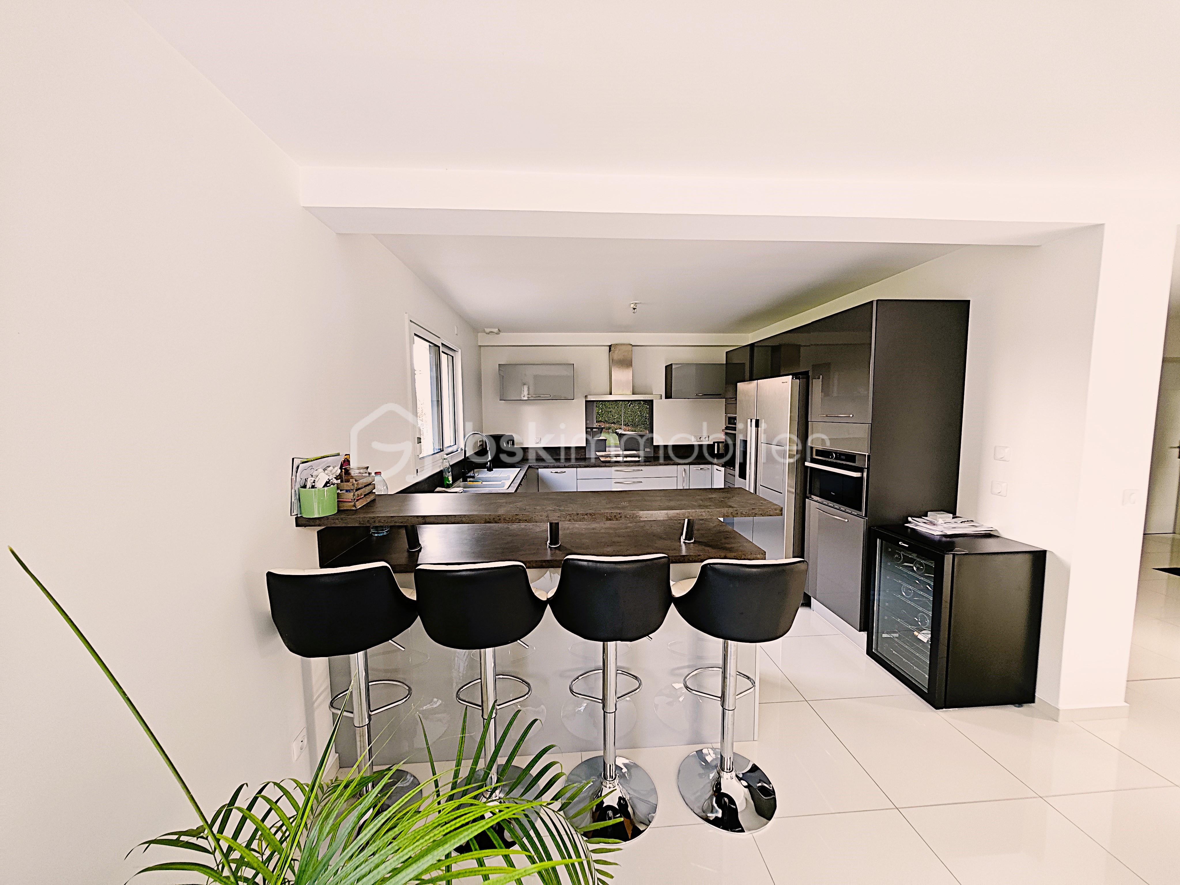 Maison contemporaine de 170 m² - PUEYO19.jpg