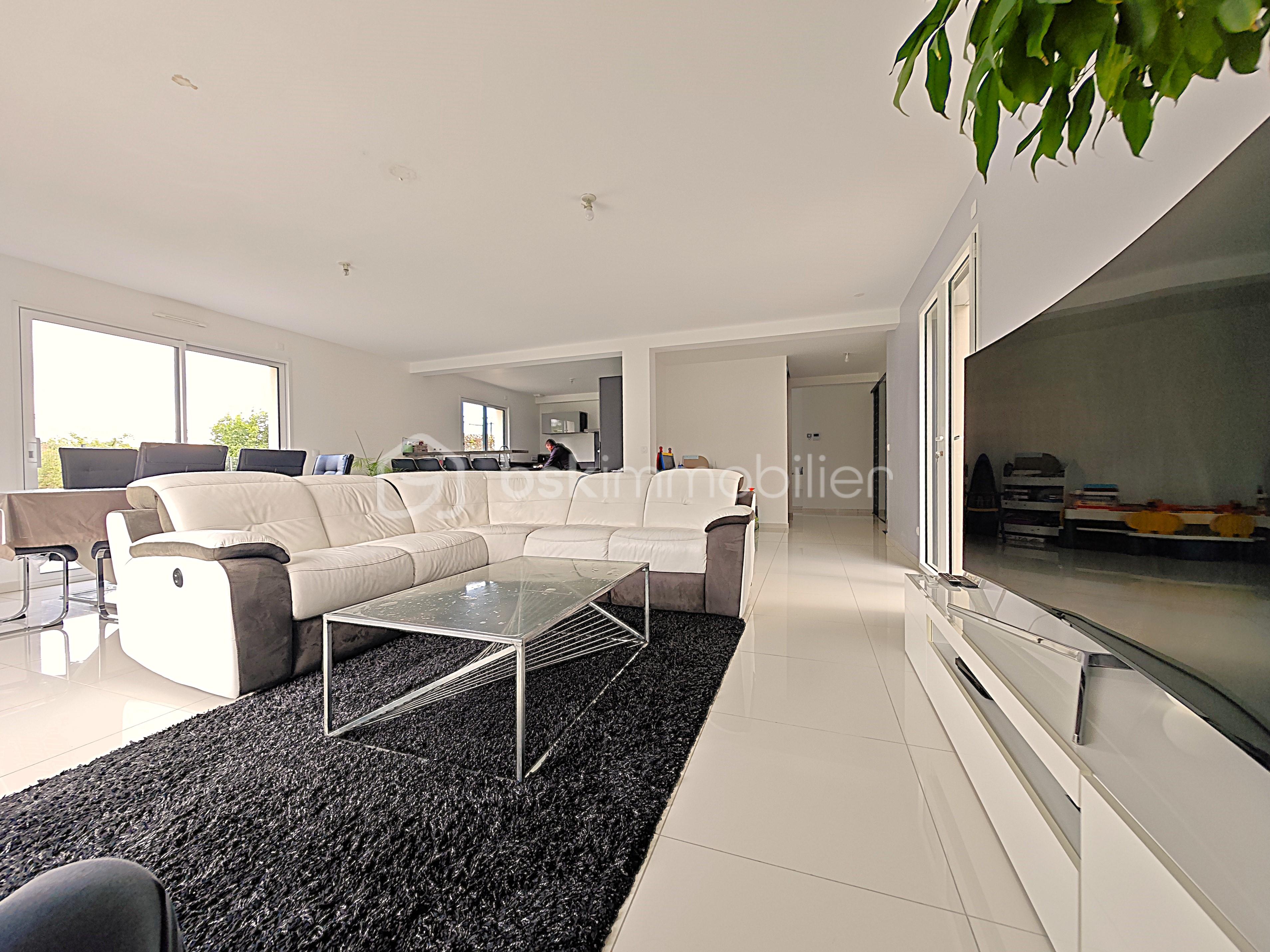 Maison contemporaine de 170 m² - PUEYO23.jpg